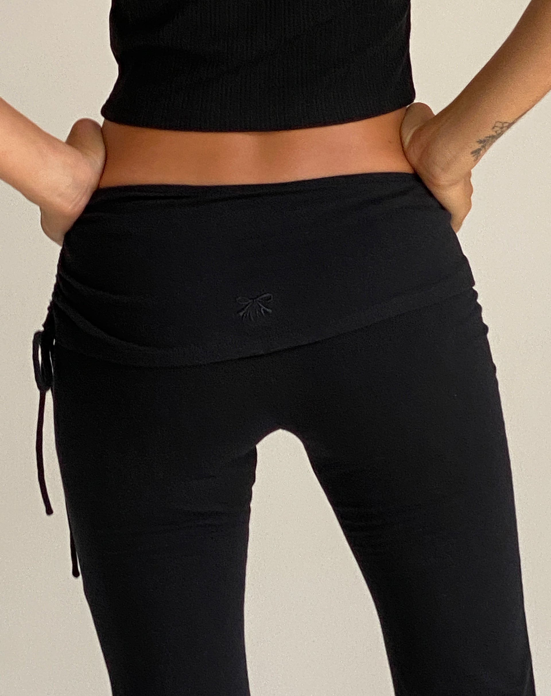 Immagine di Jacie Jersey Pantaloni svasati in nero
