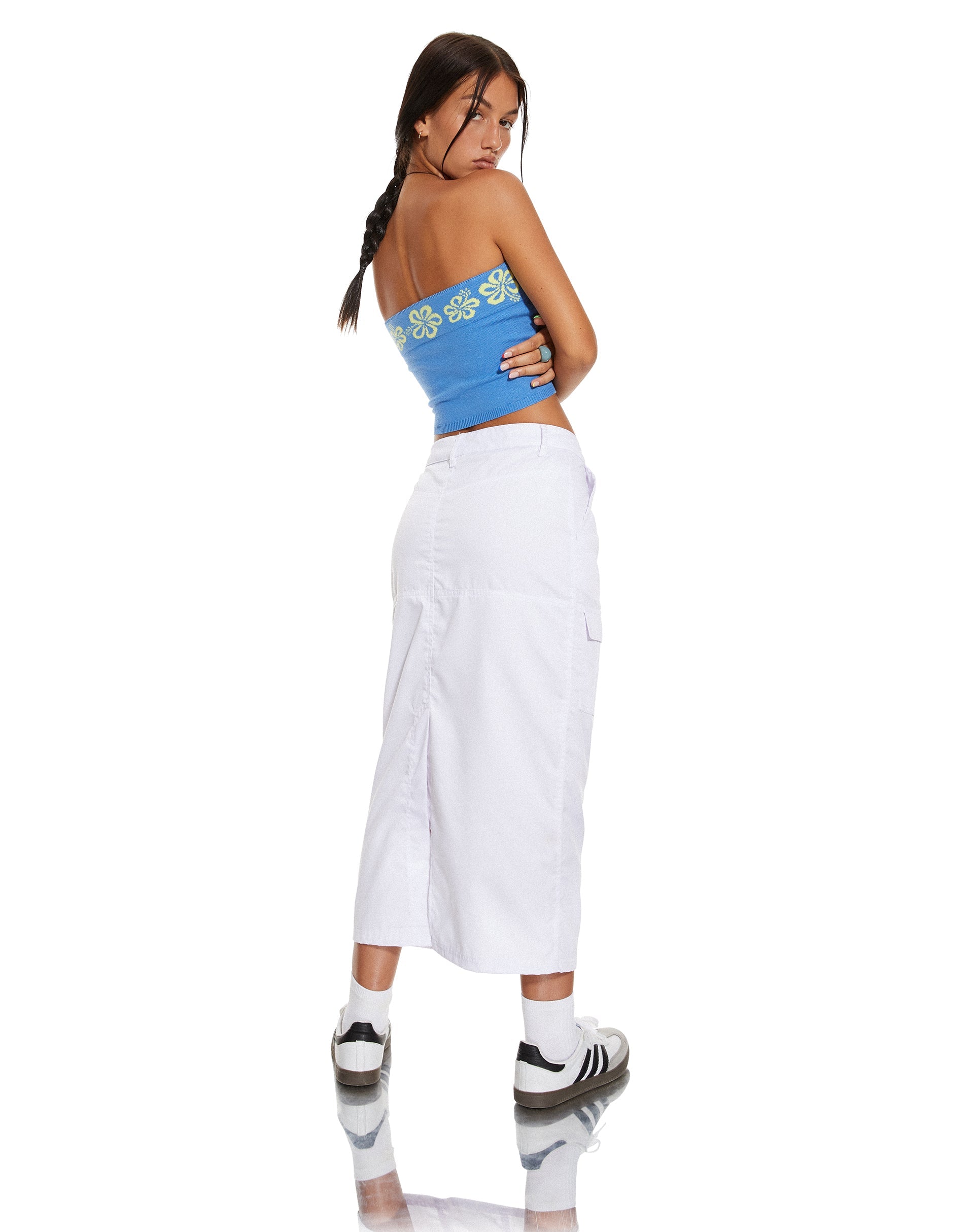immagine di MOTEL X BARBARA Delina Crop Top in Blue Hibiscus