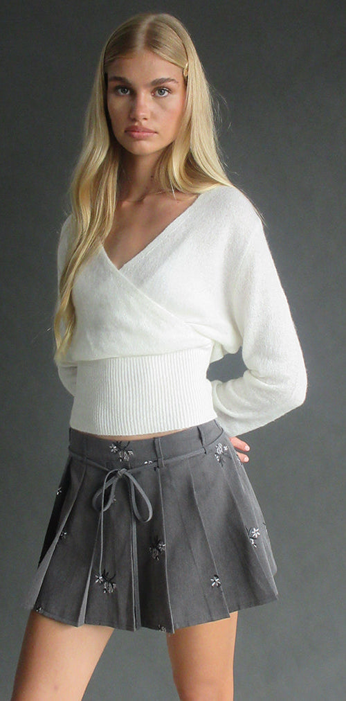 Immagine di Calina Gonna in ricamo floreale sartoriale Charcoal