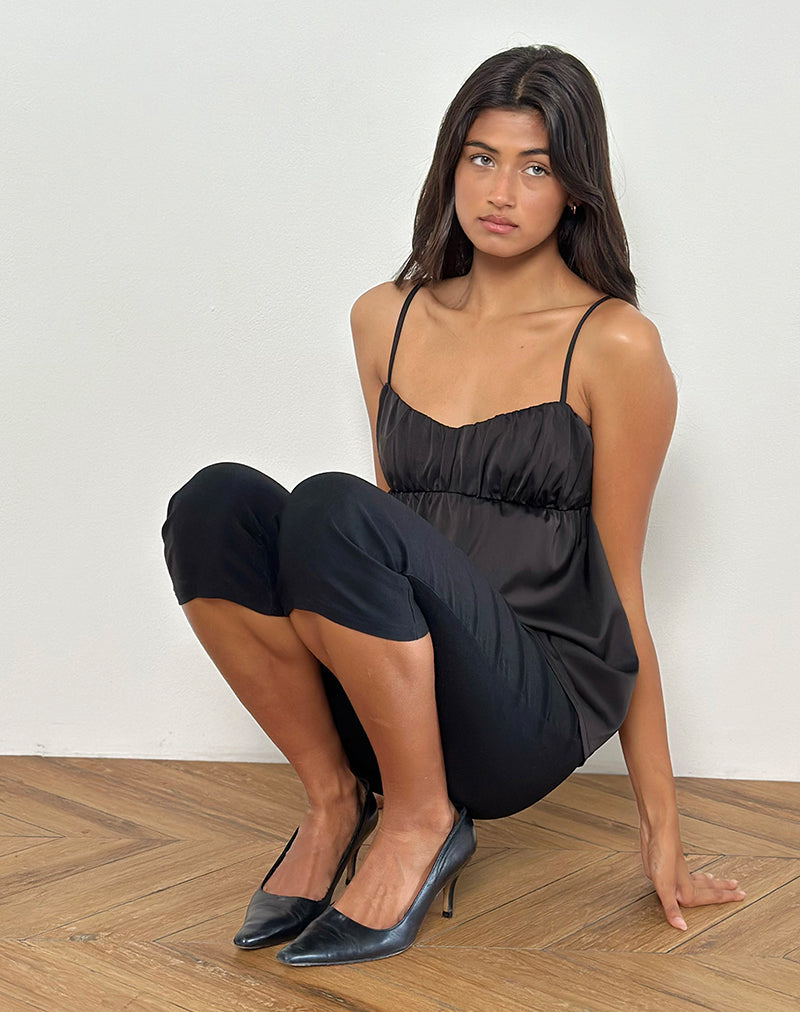 Immagine di Camden Longline Cami Top in satin nero