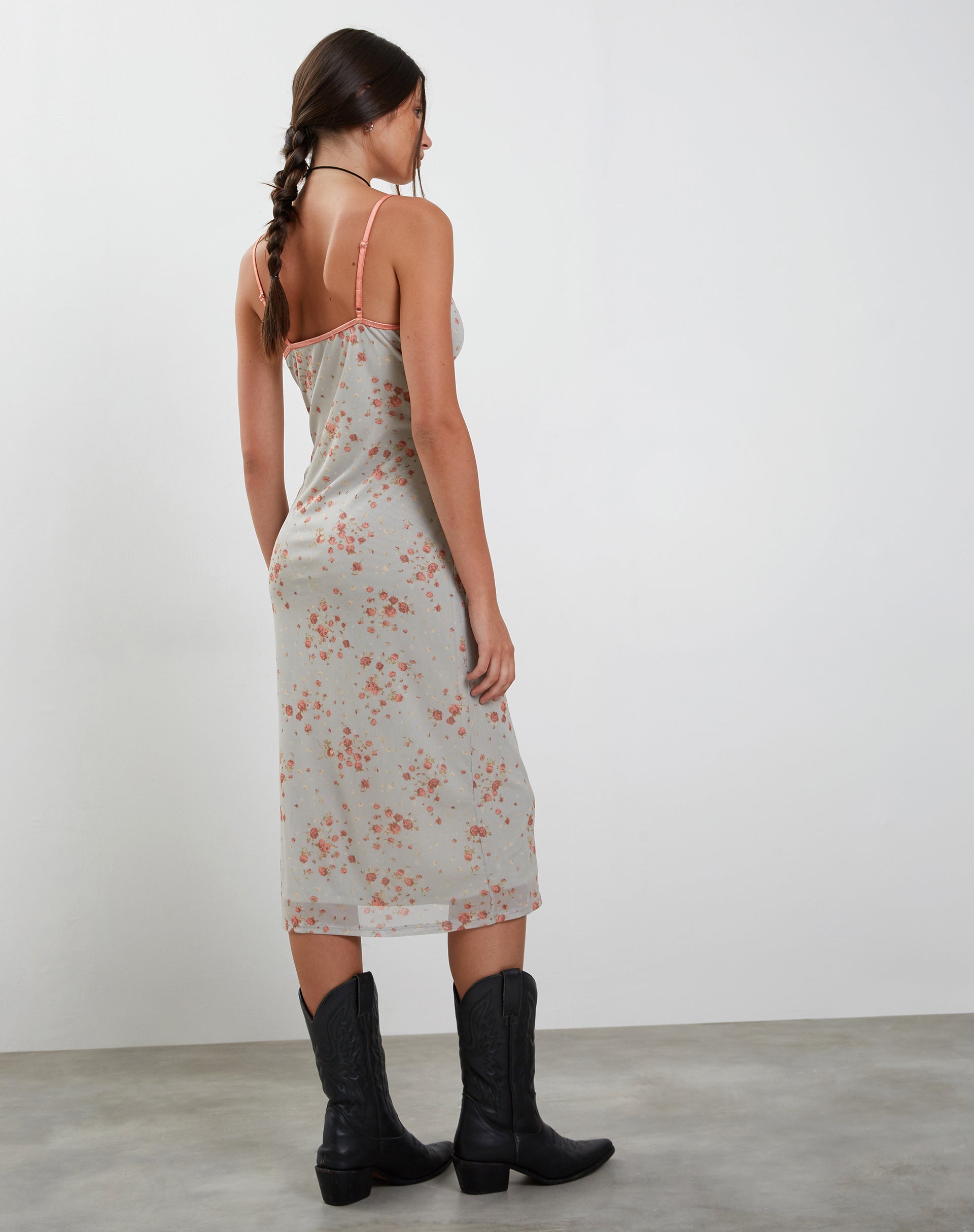 immagine di Camelia Mid Dress in Ditsy Rose Cluster
