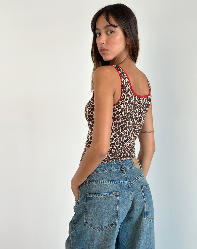 Immagine di Carillo Gilet Top in Rar Leopard Sandstorm con finiture rosse