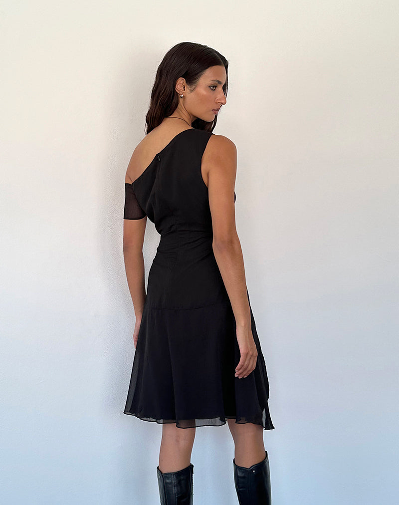 Immagine di Carissa One Shoulder Chiffon Midi Dress in nero