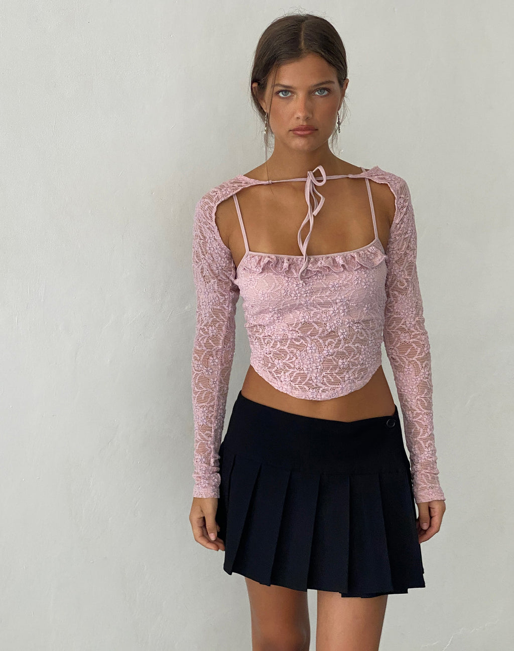 Set Carlina con cami e coprispalle in pizzo rosa