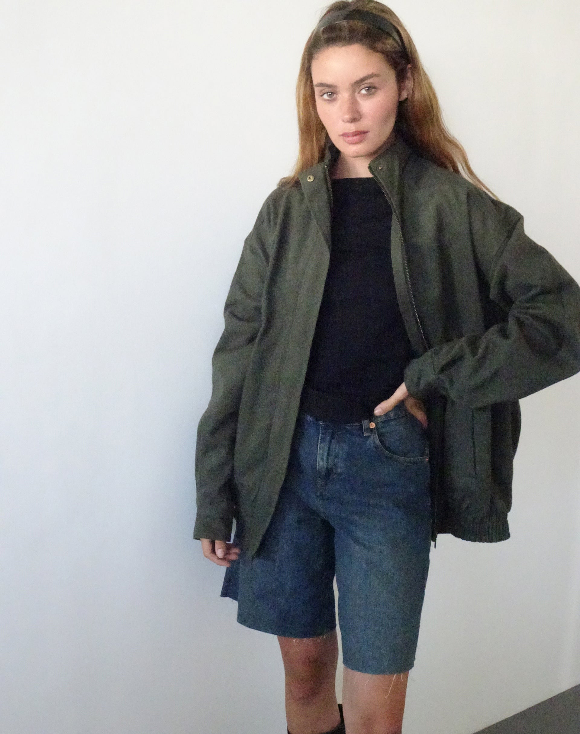 Immagine di Cavine Bomber Jacket in Burnt Olive