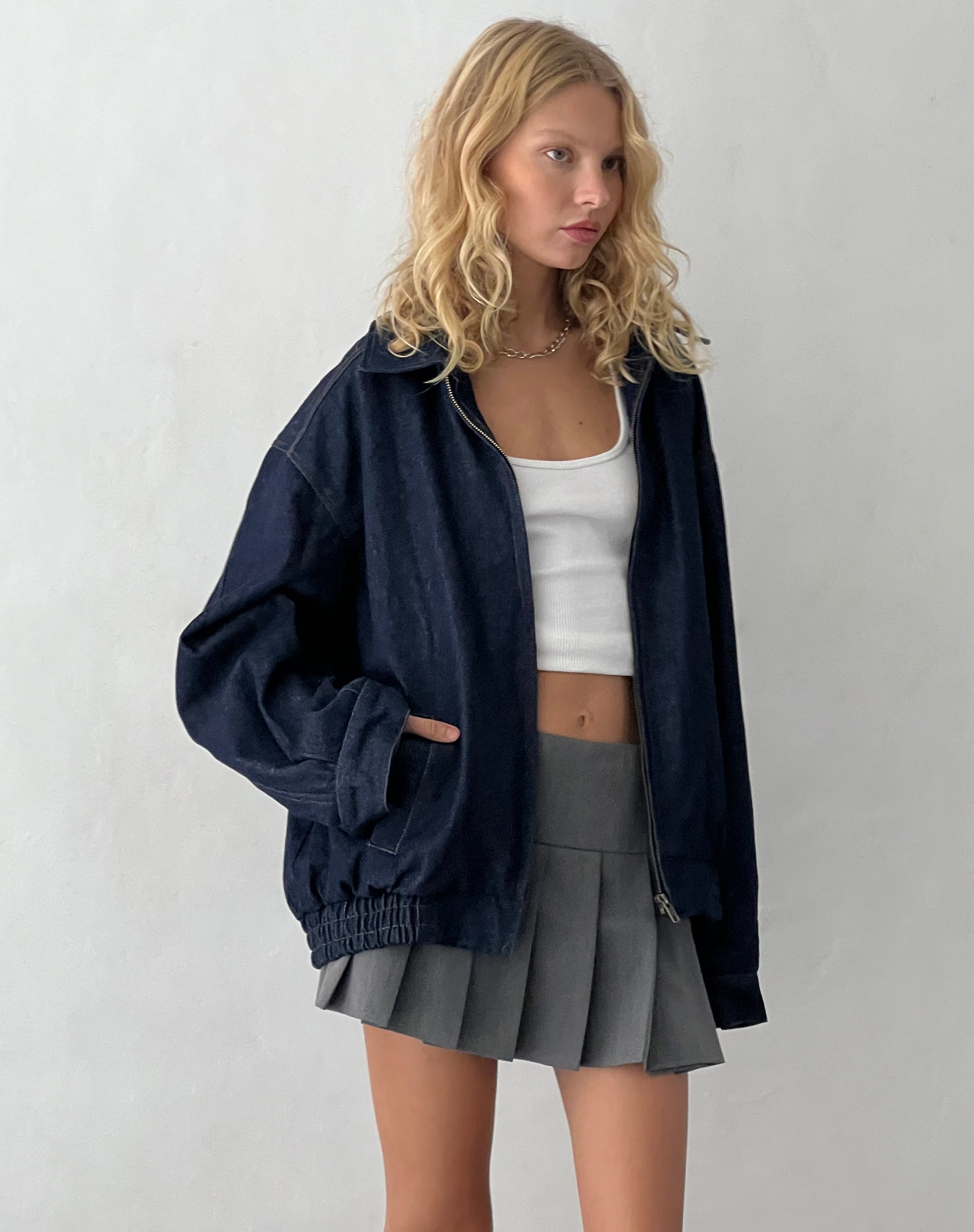 immagine della giacca Cavita in denim indaco