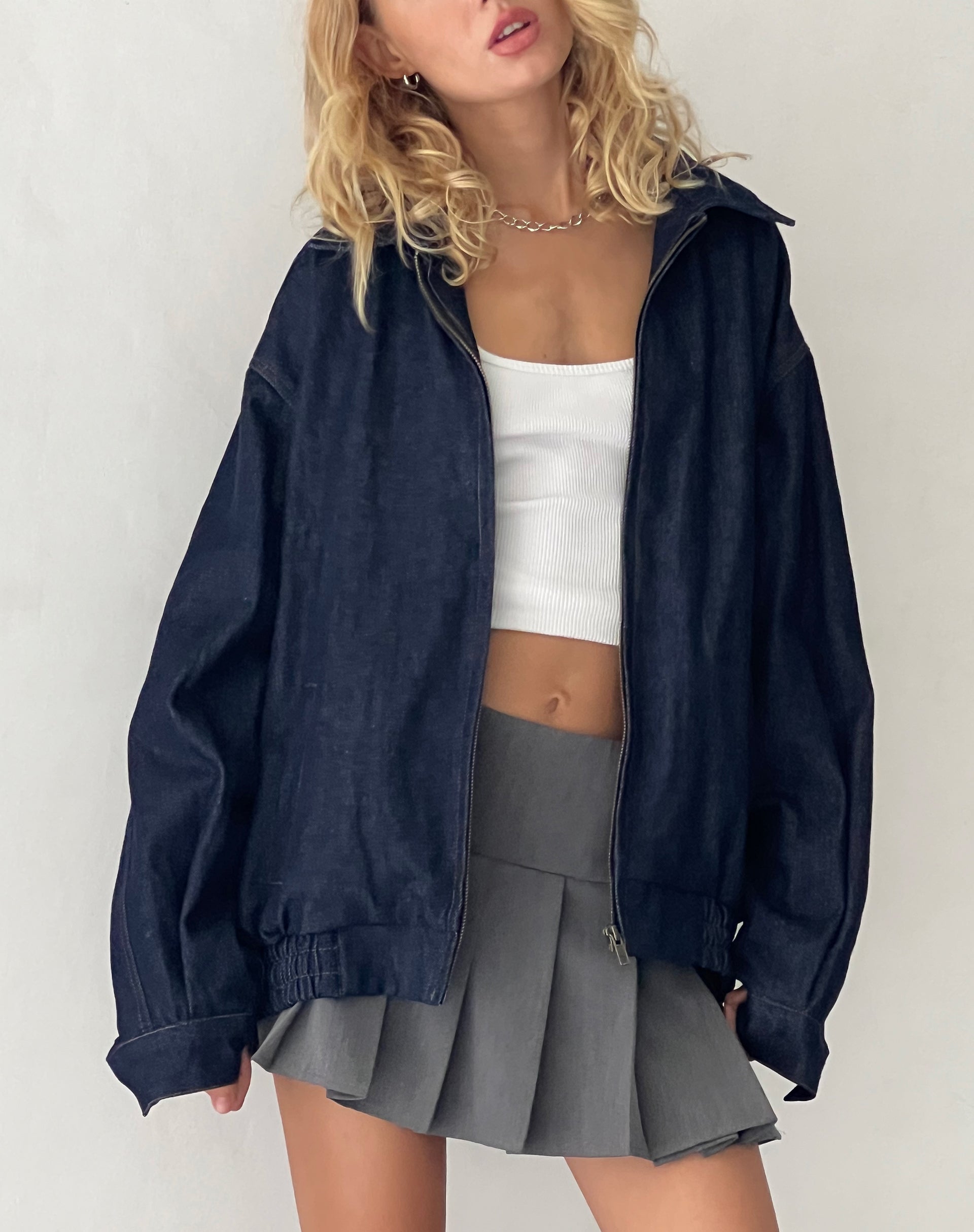 immagine della giacca Cavita in denim indaco