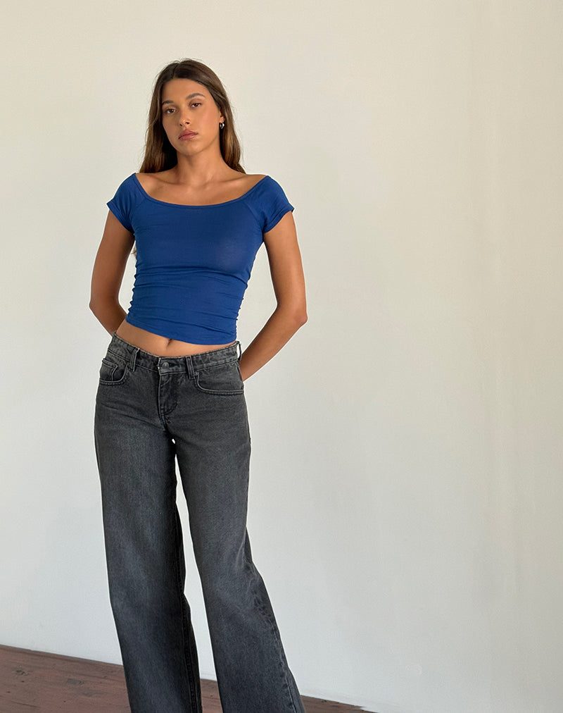 Immagine di Charya Off The Shoulder Top in Dazzling Blue