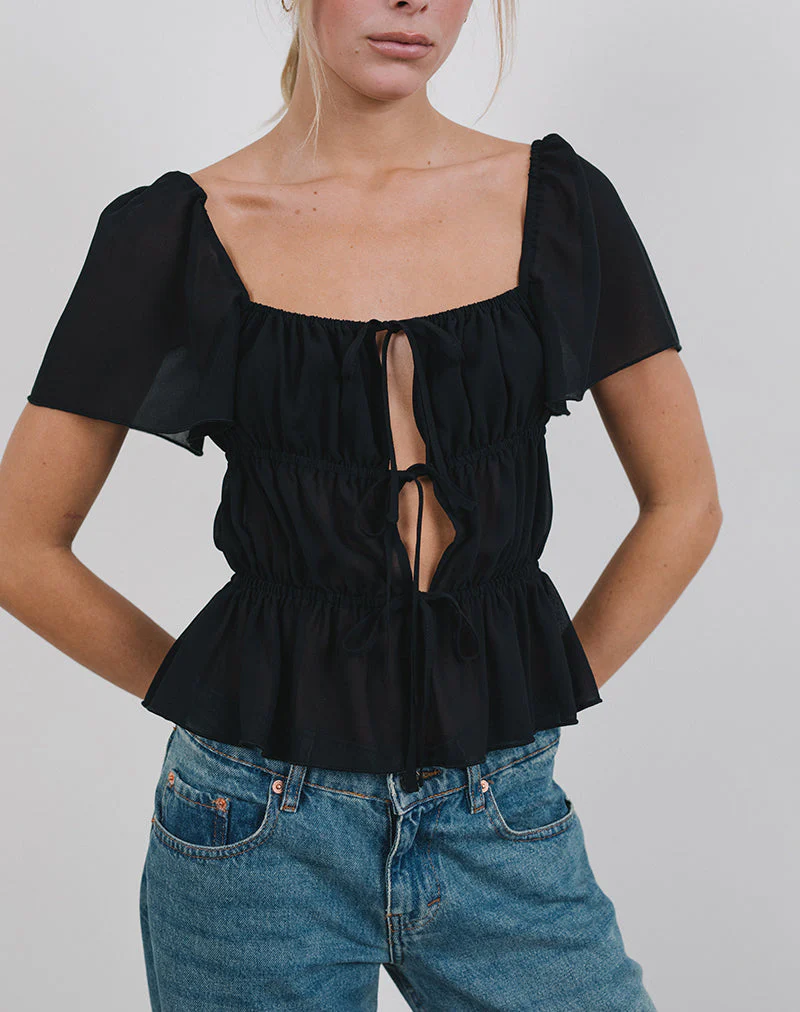 Immagine di Cintan Tie Front Top in nero