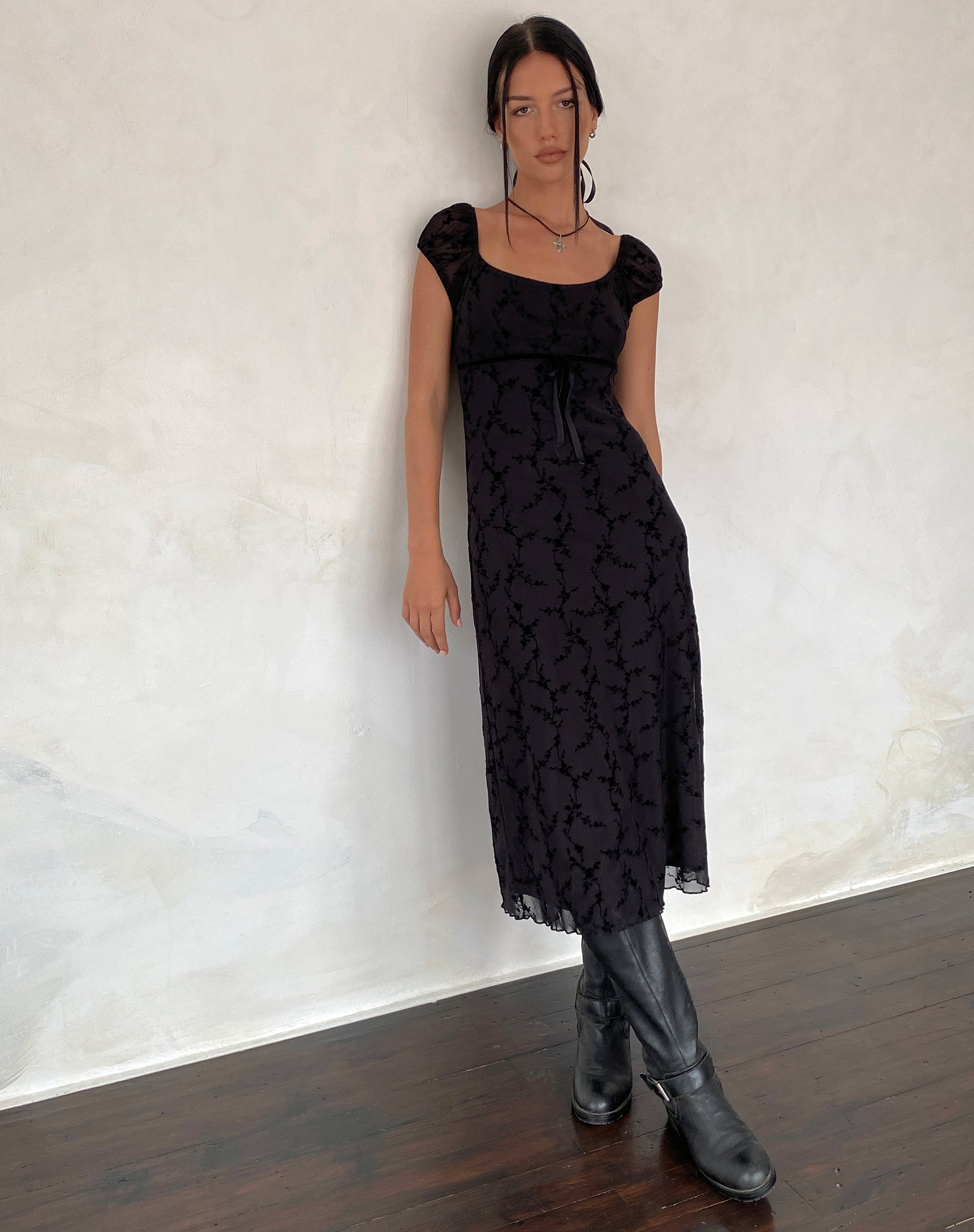 Immagine di Clarisse Midi Dress in Mesh Vine Flower Nero