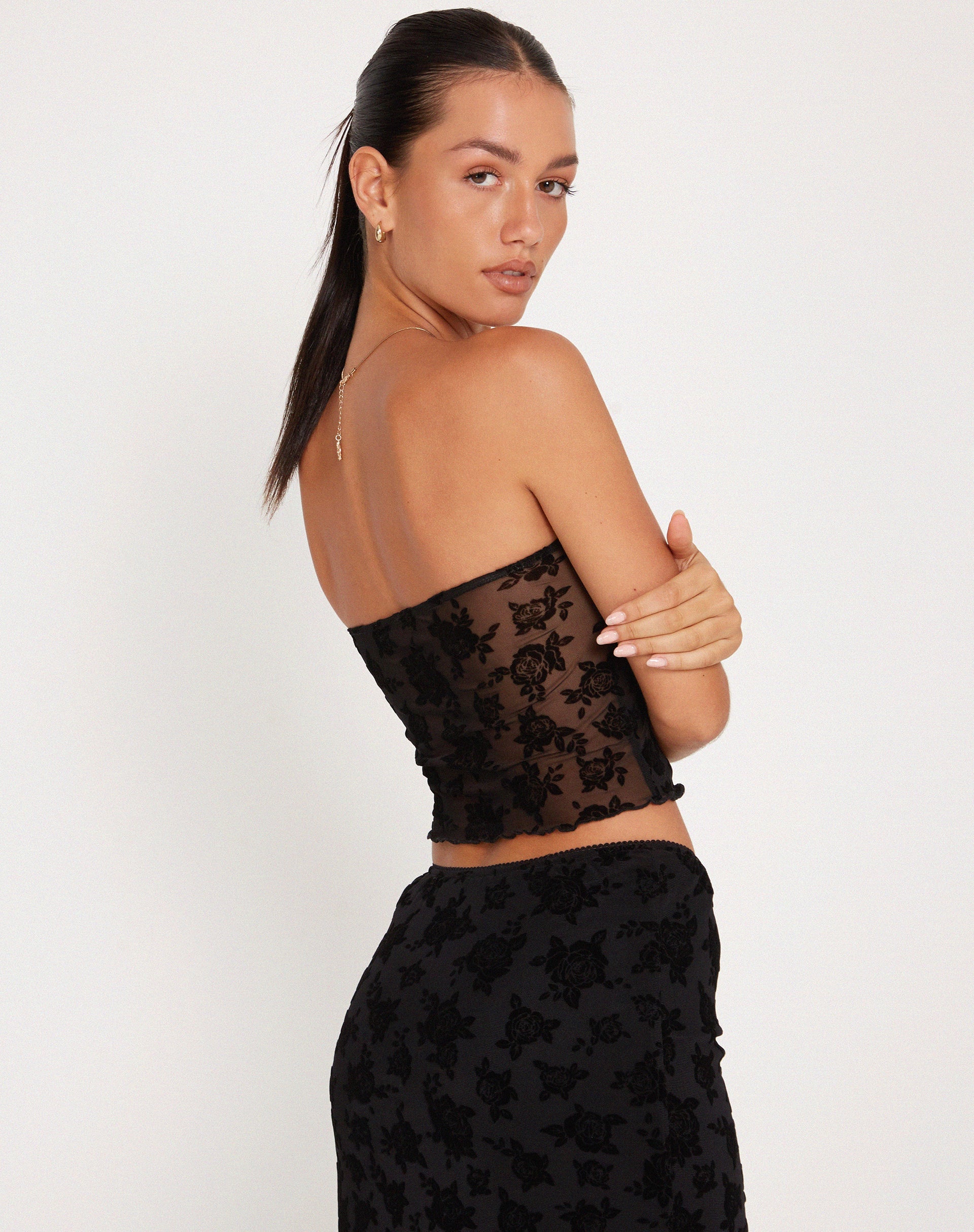 Immagine di Claryn Top corsetto a rete nero romantico rosa flock