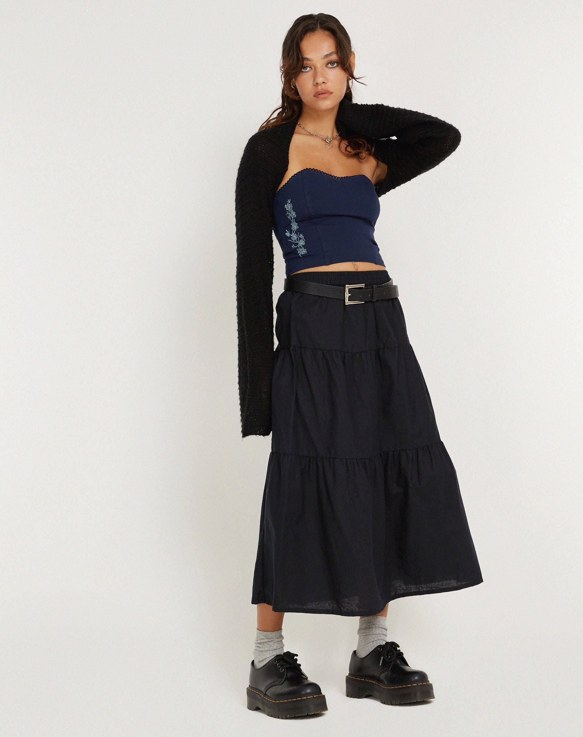 immagine di Clyde Embroidered Bandeu Top in Navy Flower Butterfly Emb