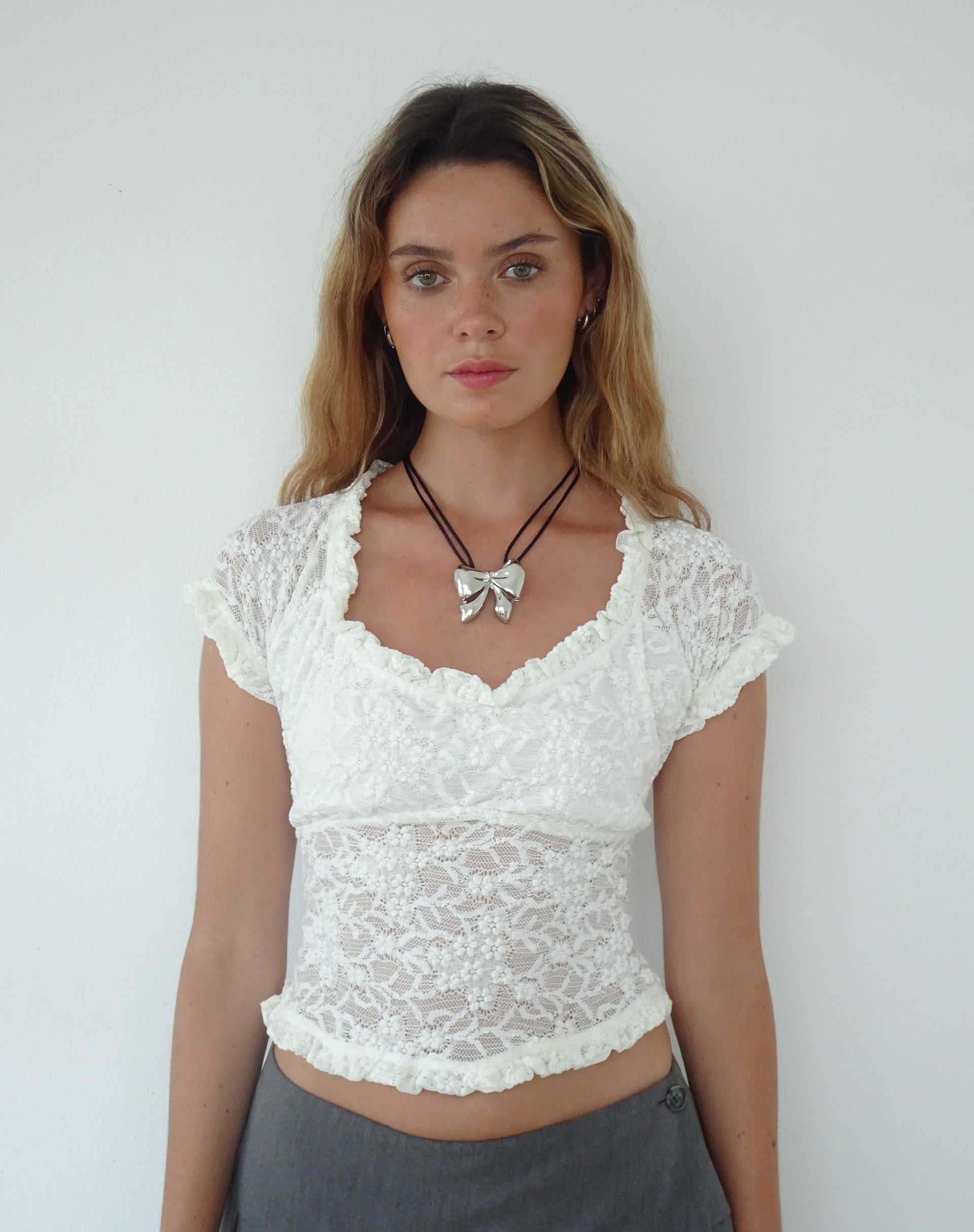 Immagine di Colette Cord Collana con fiocco grande di Gemini Jewels