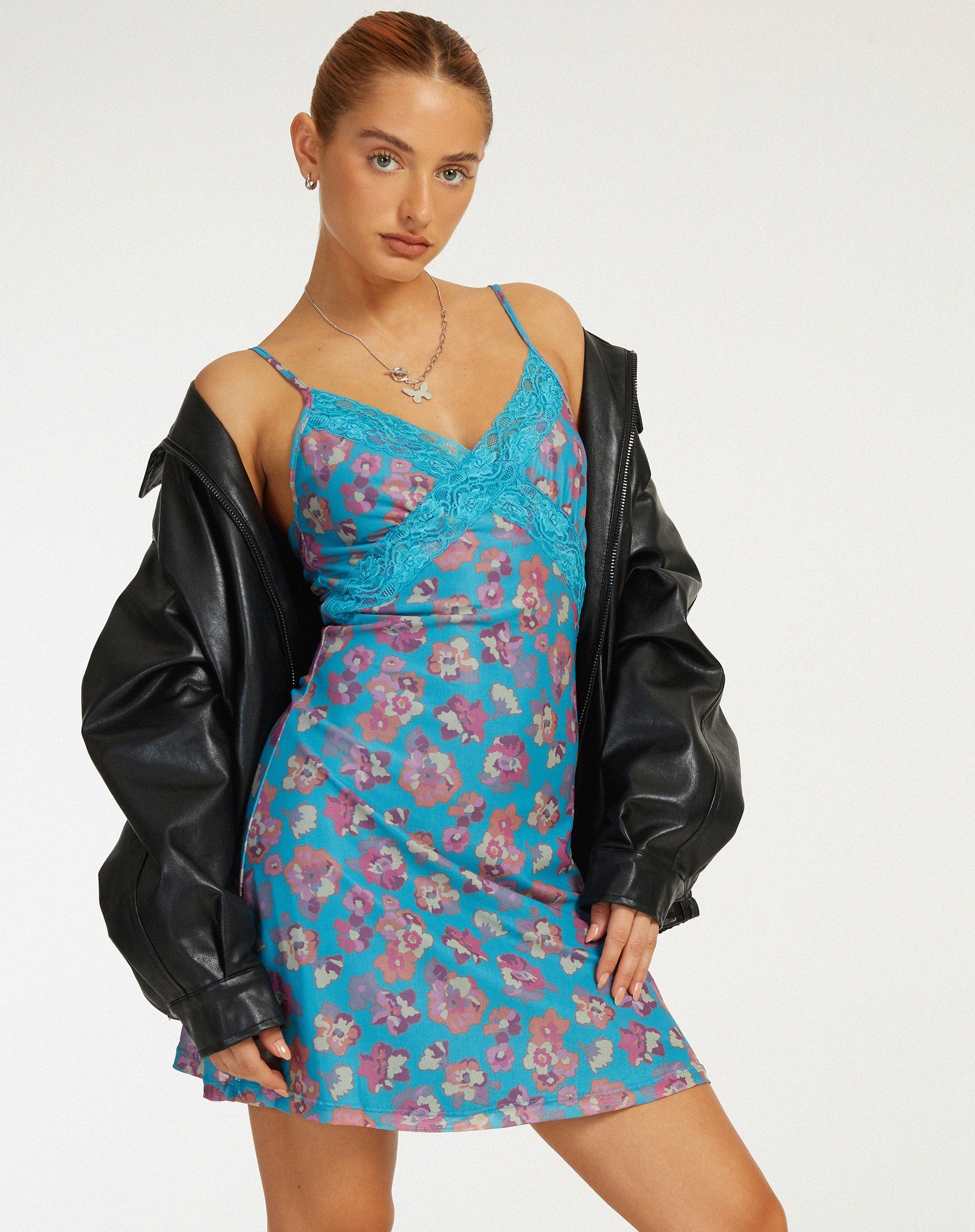image of Coline Mini Dress stampato in blu floreale a contrasto