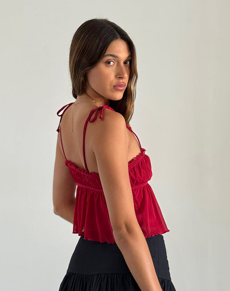 Immagine di Damaris Cami Top in rosso ciliegia con bordino rosso