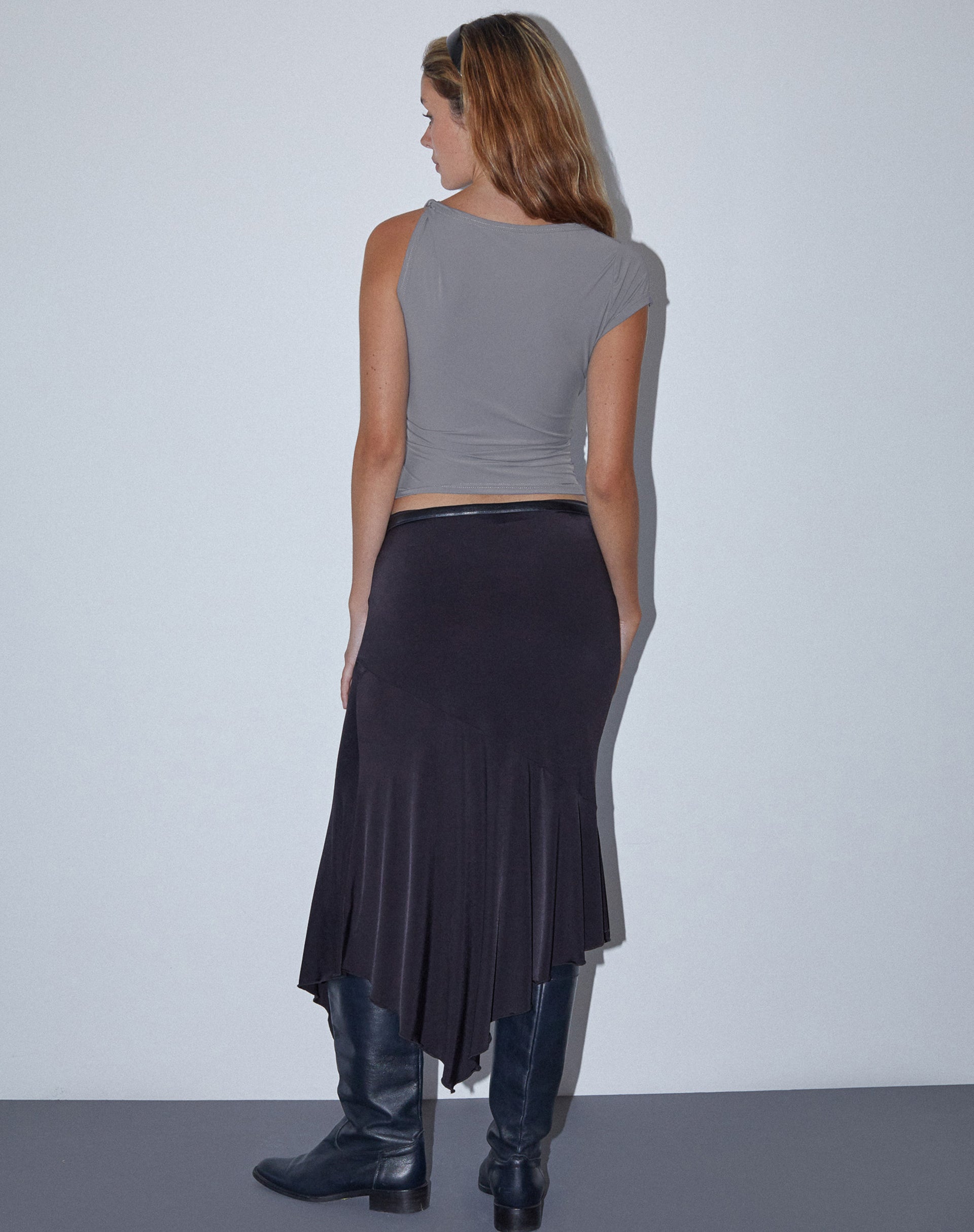 Immagine di Dannas Top asimmetrico in grigio