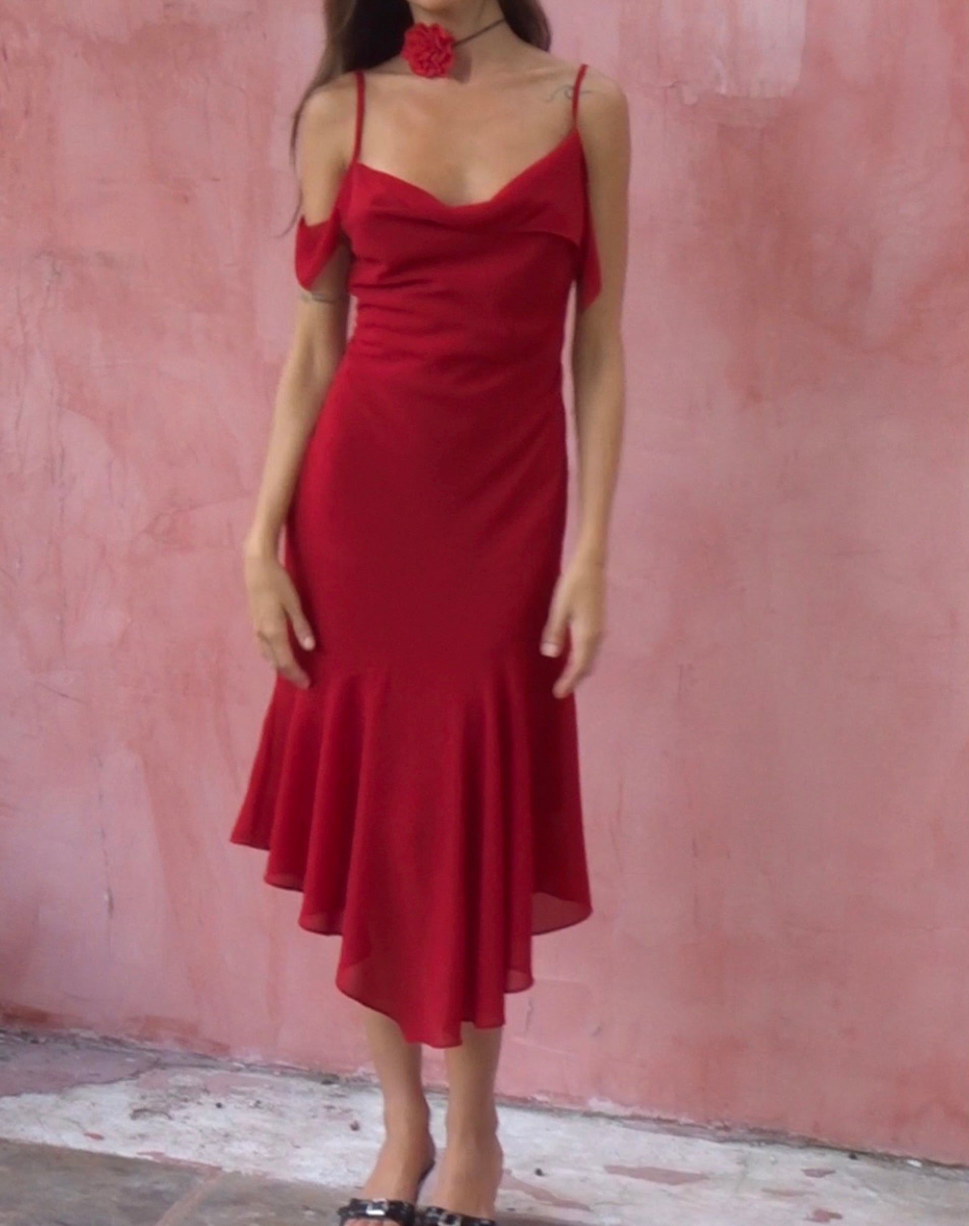 Immagine di Dansya Midi Chiffon Dress in Rosso