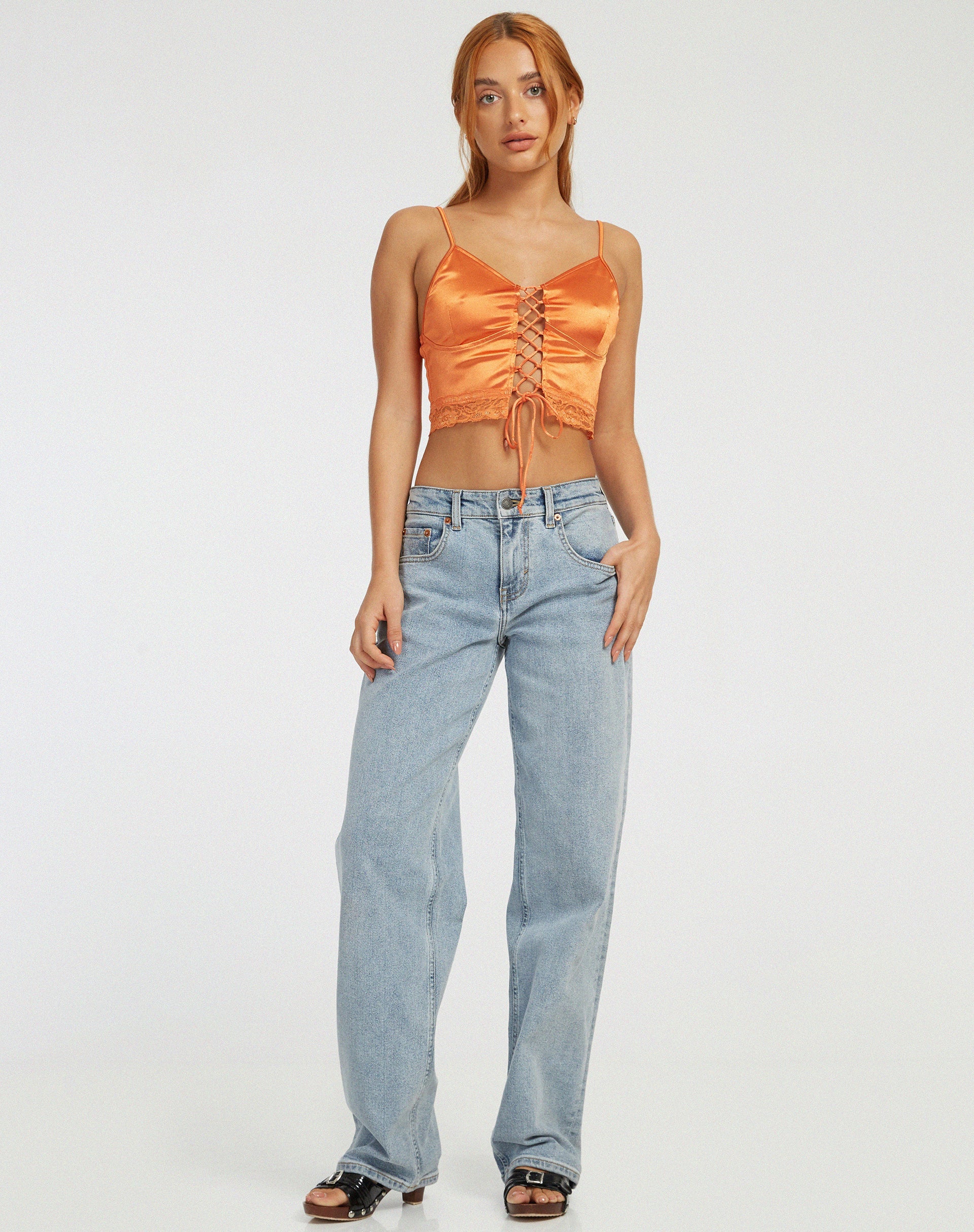 immagine di Datuk Crop Top in Satin Tangerine