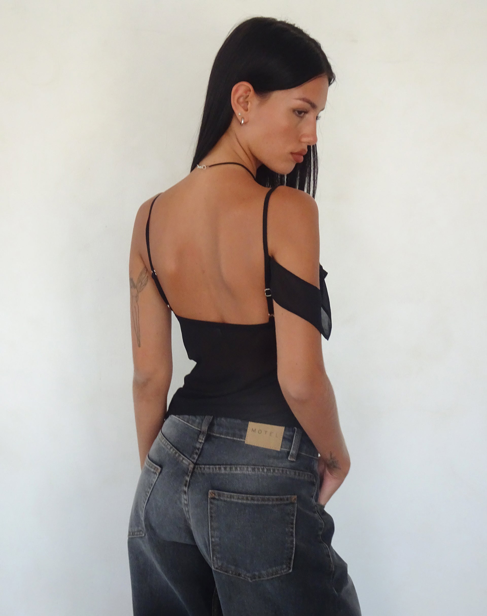 Immagine di Davila Top in chiffon nero
