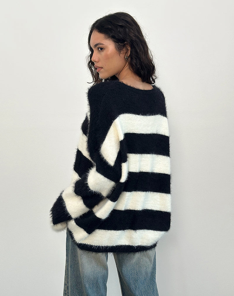 Immagine di Daya, maglione soffice a righe avorio e nere
