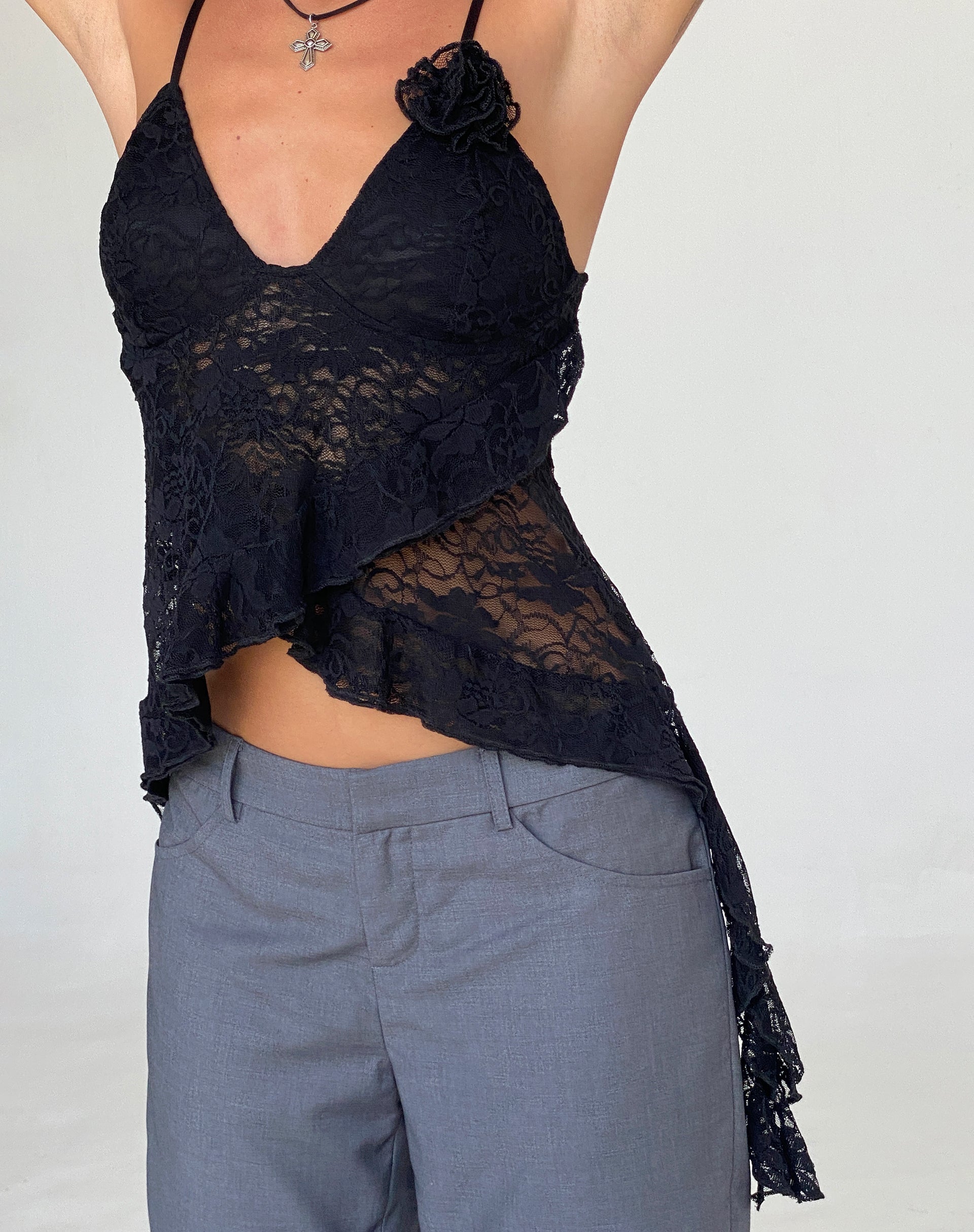 Immagine di Daytona Ruffle Top in pizzo nero