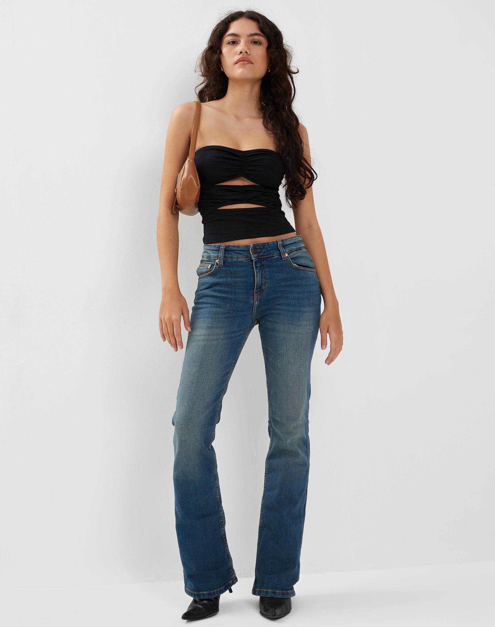 Immagine di Dayu Crop Top a fascia in nero
