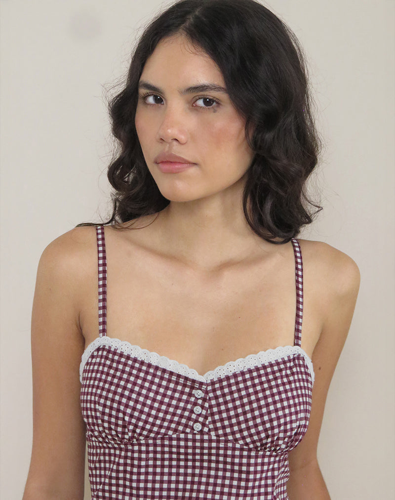 Immagine di Delphine Mini Cami Dress in Mini Gingham Vino con Pizzo Bianco