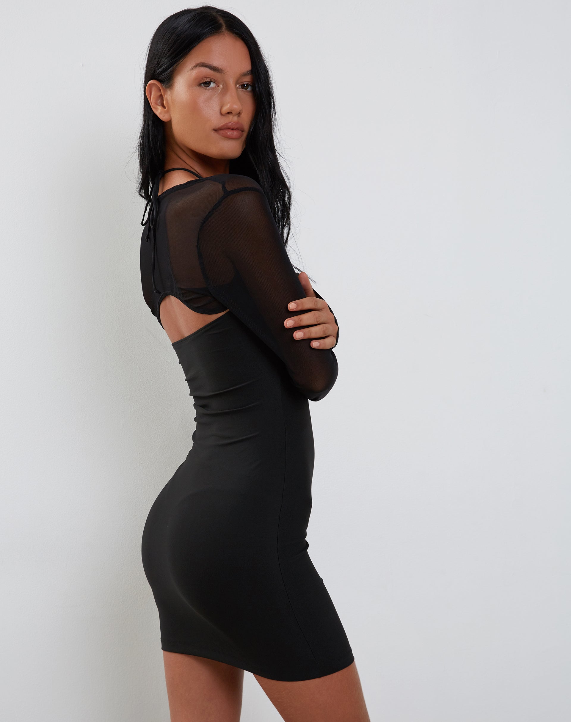 Immagine di Deluna Mini abito a maniche lunghe in lycra nera