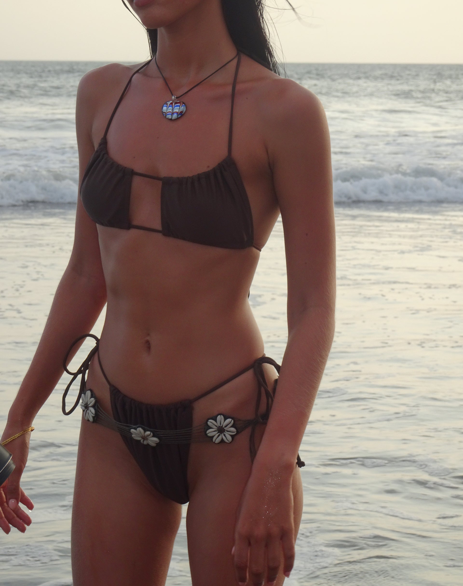 Immagine di Dolan Bikini Top in Coconut Brown