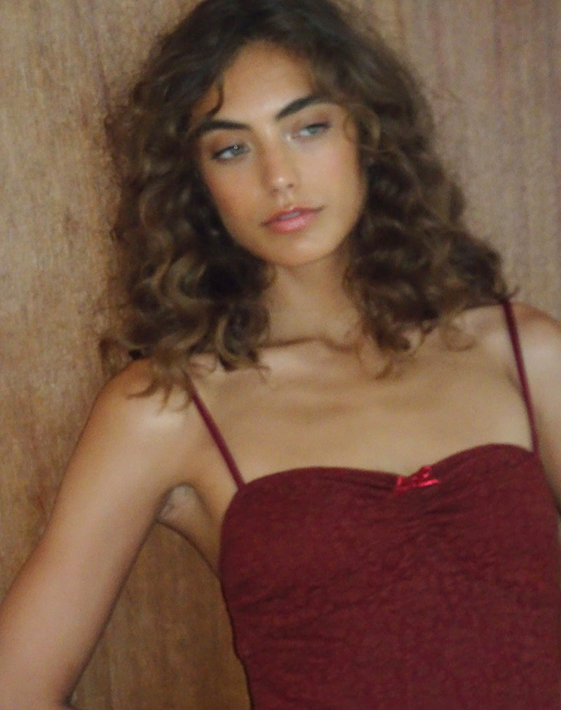Immagine di Drusilla Midi Dress in pizzo rosa Borgogna