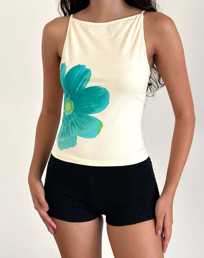 Canottiera Dudley in Buttermilk con fiore dipinto in blu