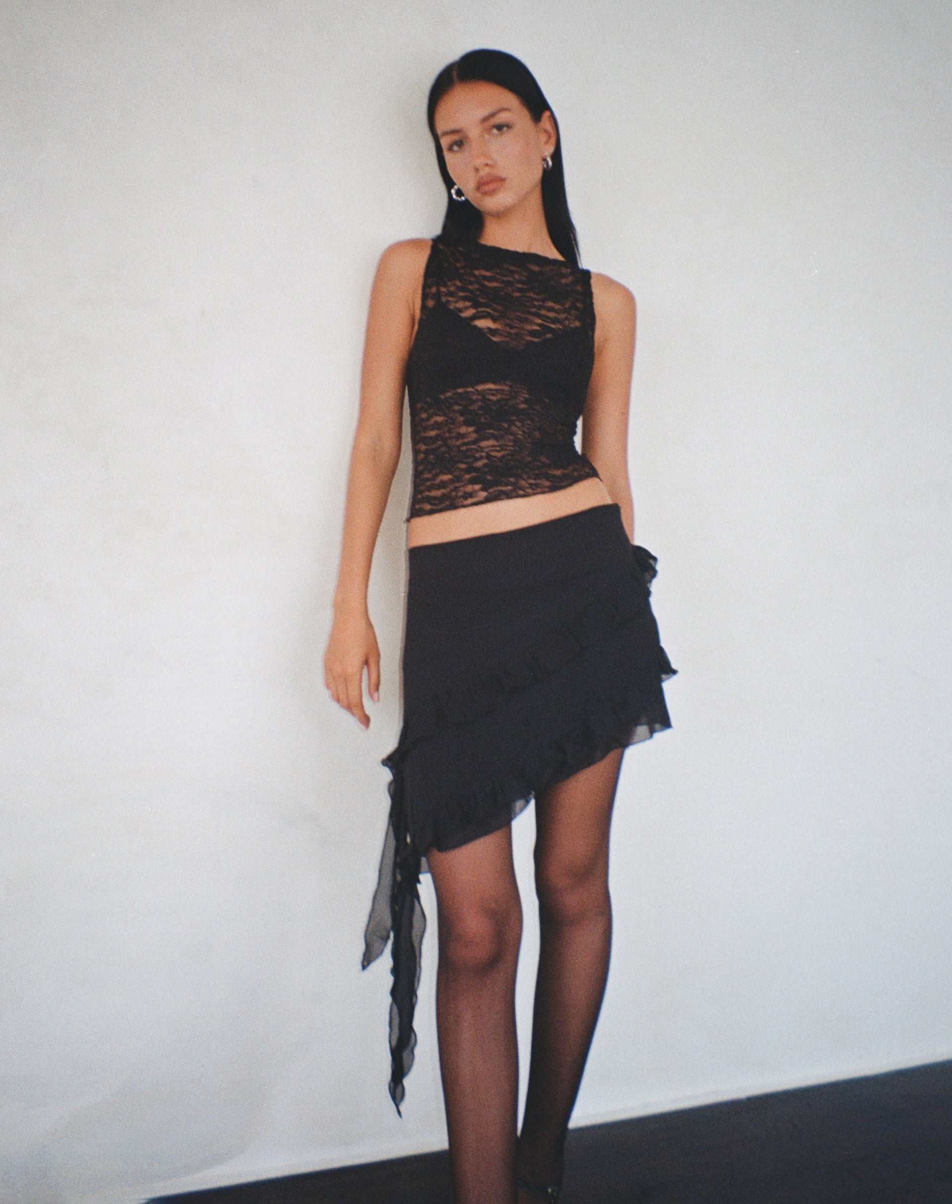 Immagine di Malinna Minigonna con volant in chiffon nero