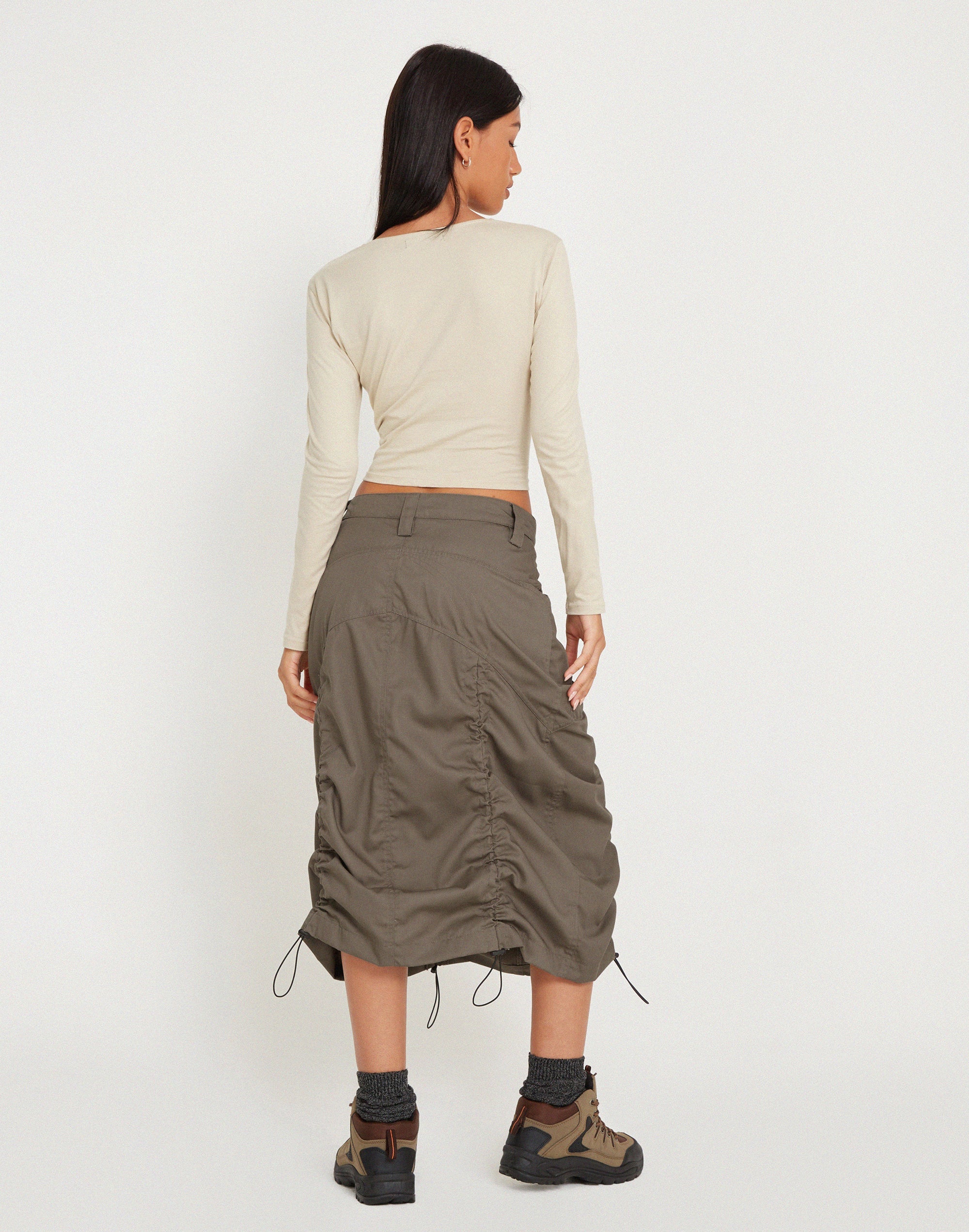 Immagine di Eisig Cargo Midi Skirt in Fossil