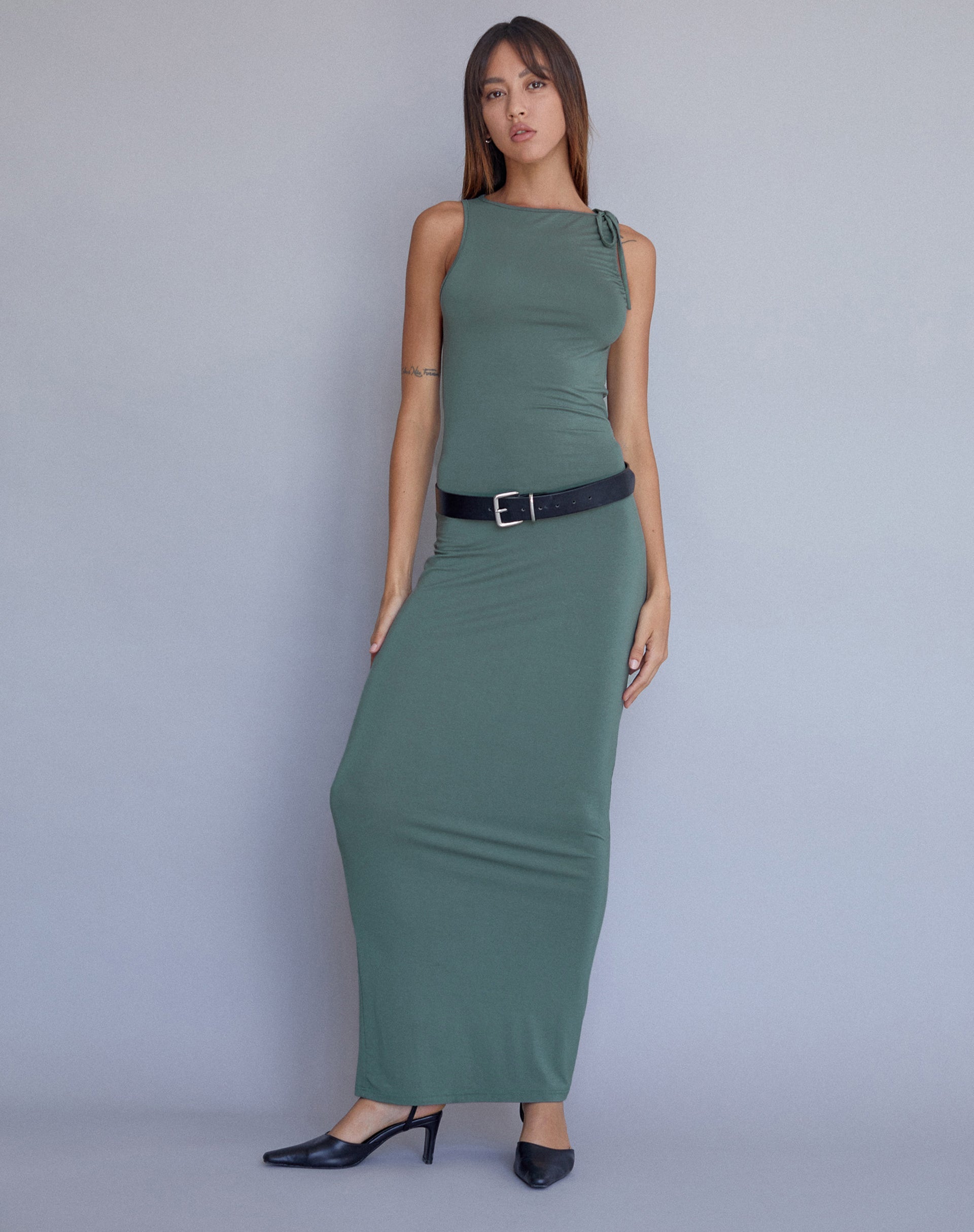 Immagine di Elinor Maxi Dress in Slinky Olive