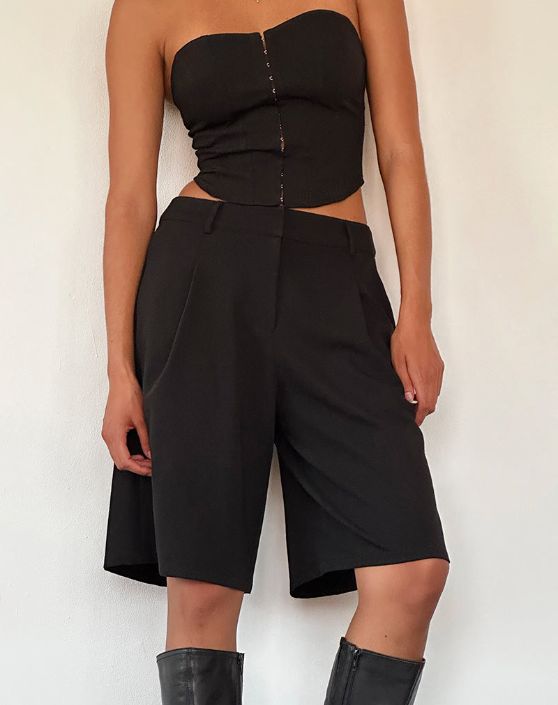 Pantaloncini lunghi Ayna in nero sartoriale