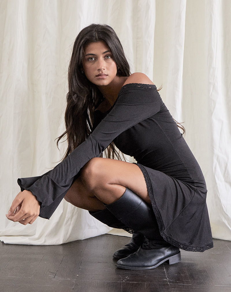 Immagine di Elwyn Bardot Mini Dress in nero Slinky