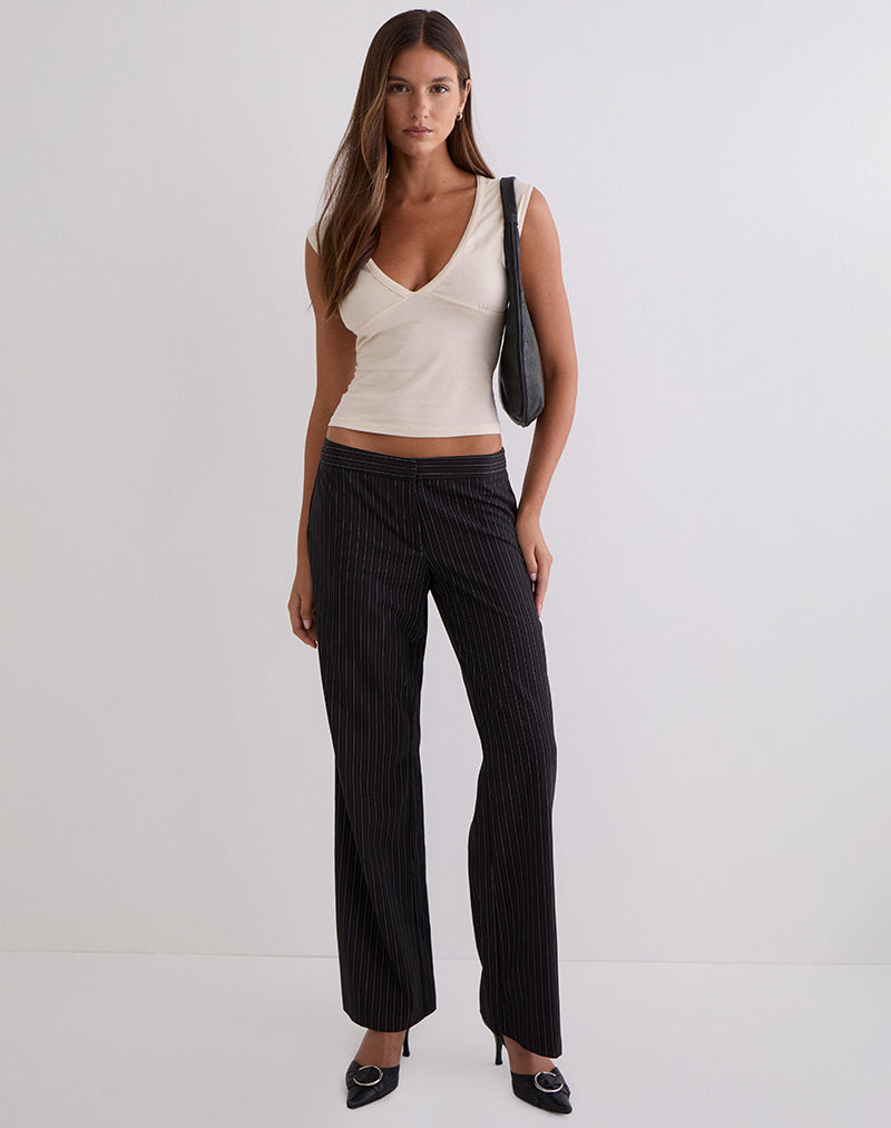 Immagine del top con scollo profondo Emberly in colore tofu