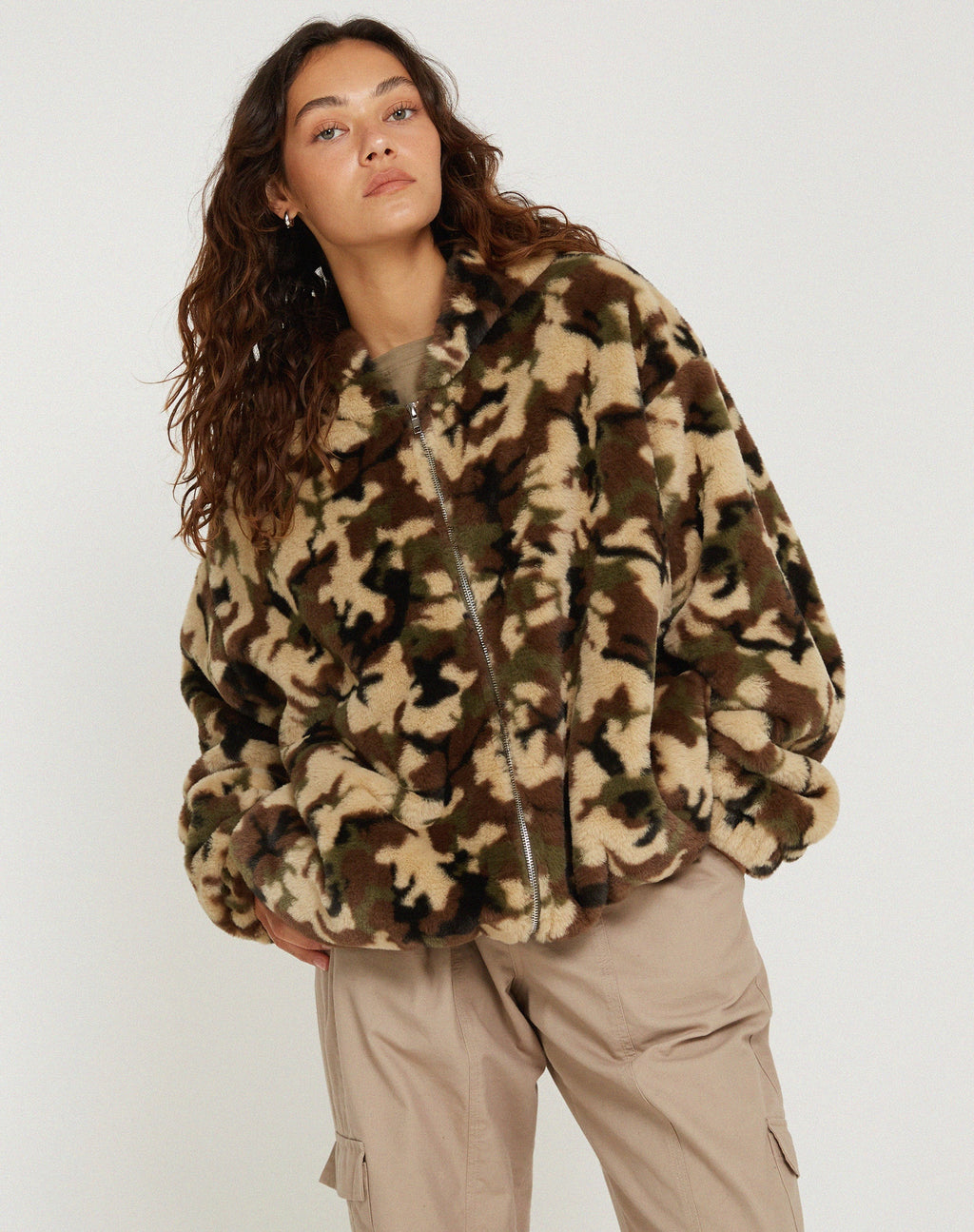 Emerson - Giacca in pelliccia sintetica in camo marrone con ciottoli