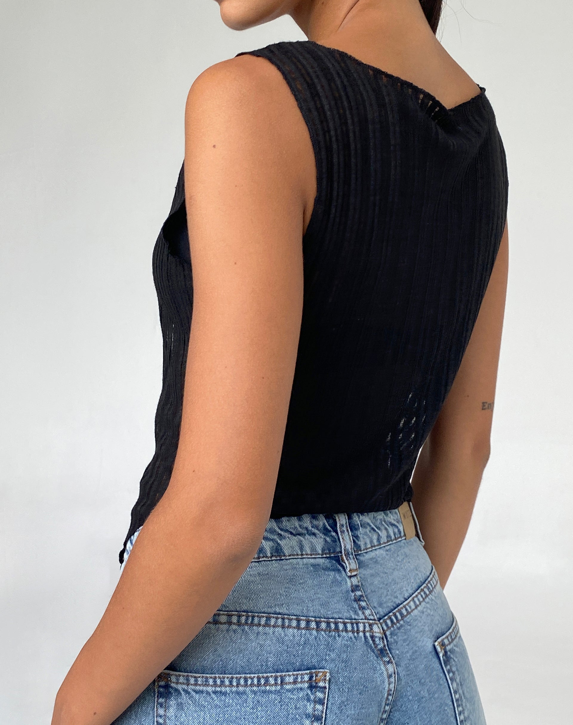 immagine di Etta Gilet in maglia nera