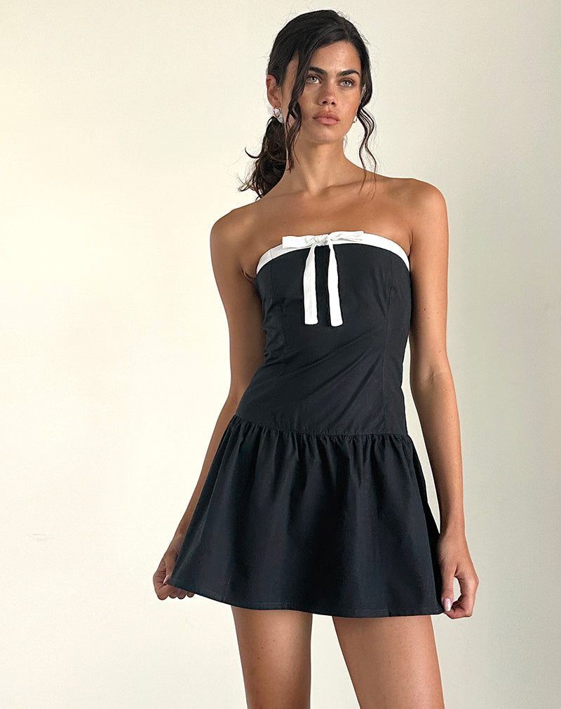 Immagine di Faelas Mini Dress in Tap Shoe con fiocchi bianco sporco