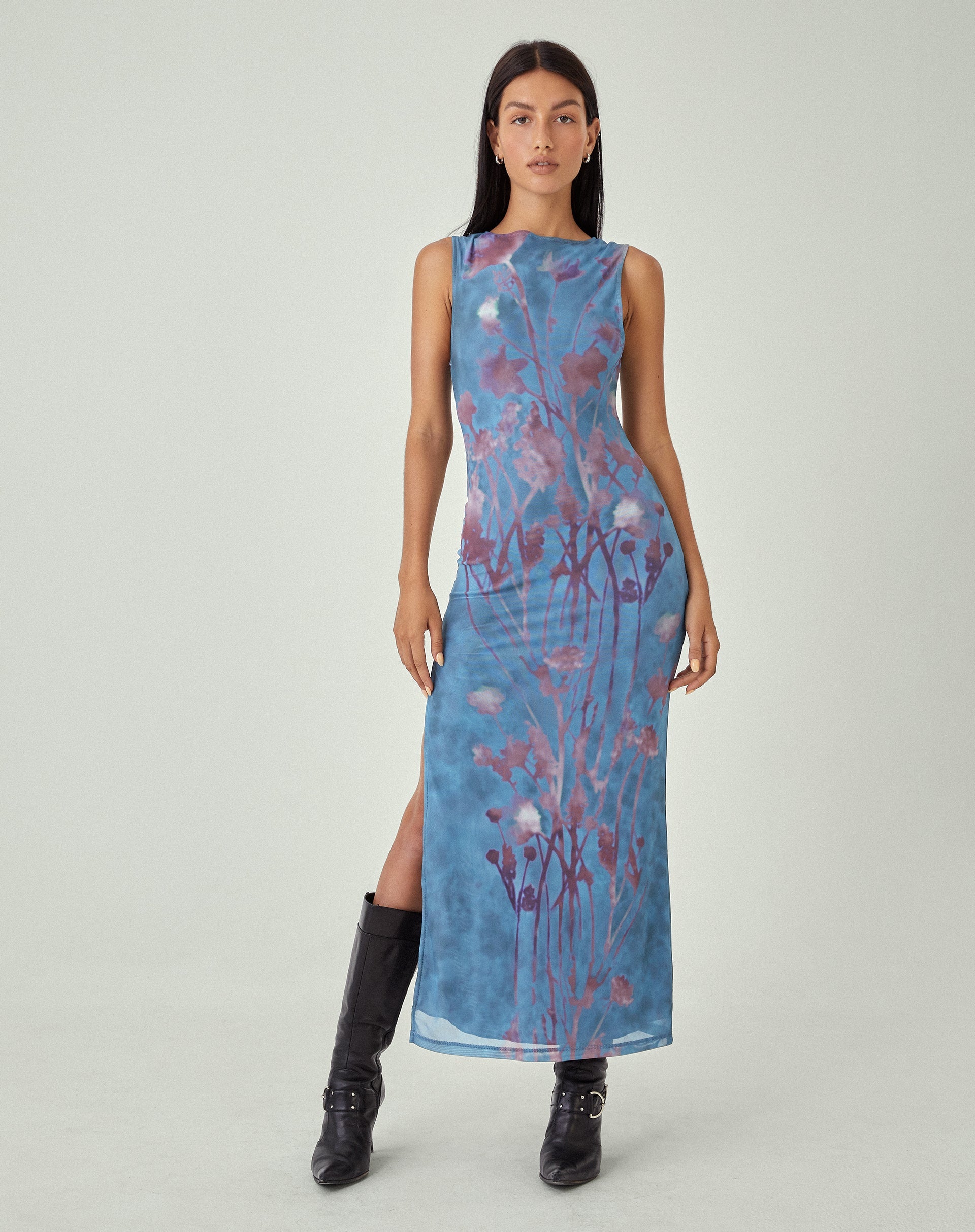 immagine di MOTEL X JACQUIE Flo Maxi Dress in Lumen Mesh Blu