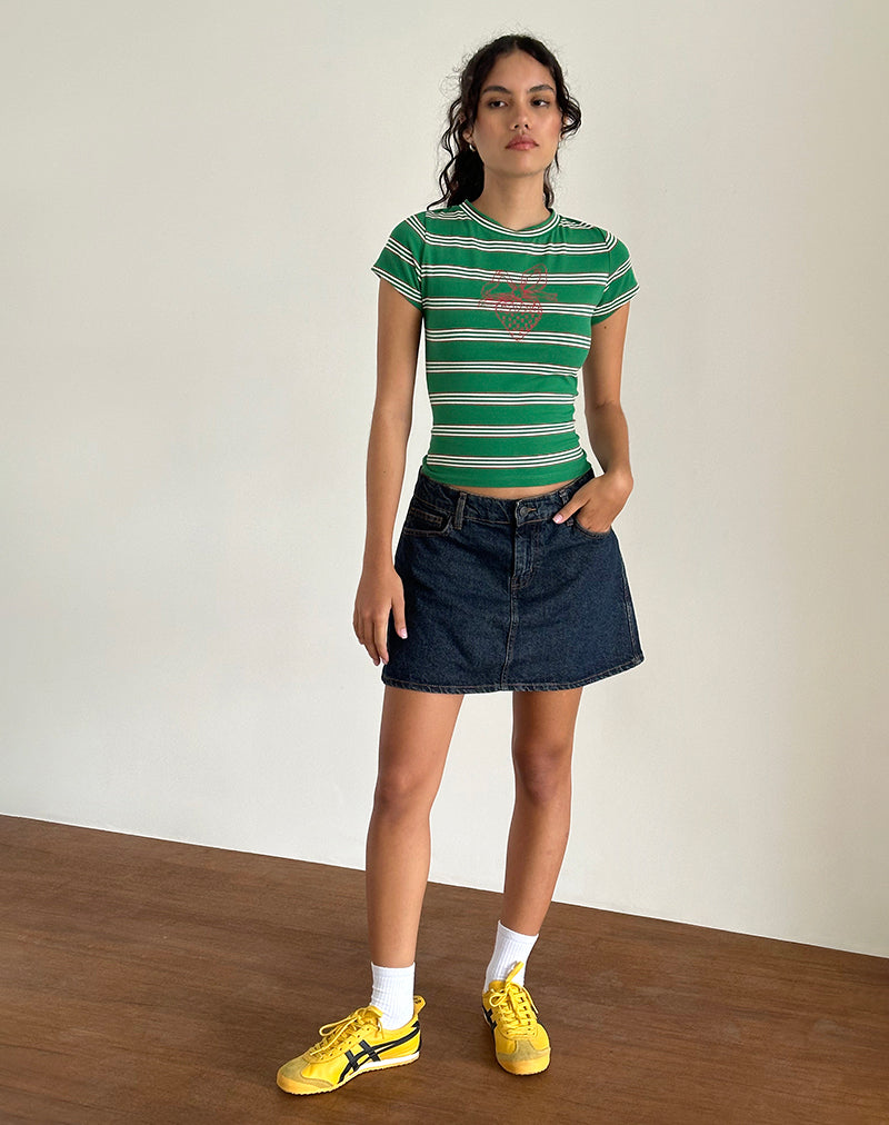 immagine della t-shirt Glenda in jersey a strisce bianche e verdi con motivo a fragole