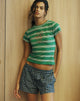 immagine della t-shirt Glenda in jersey a strisce bianche e verdi con motivo a fragole