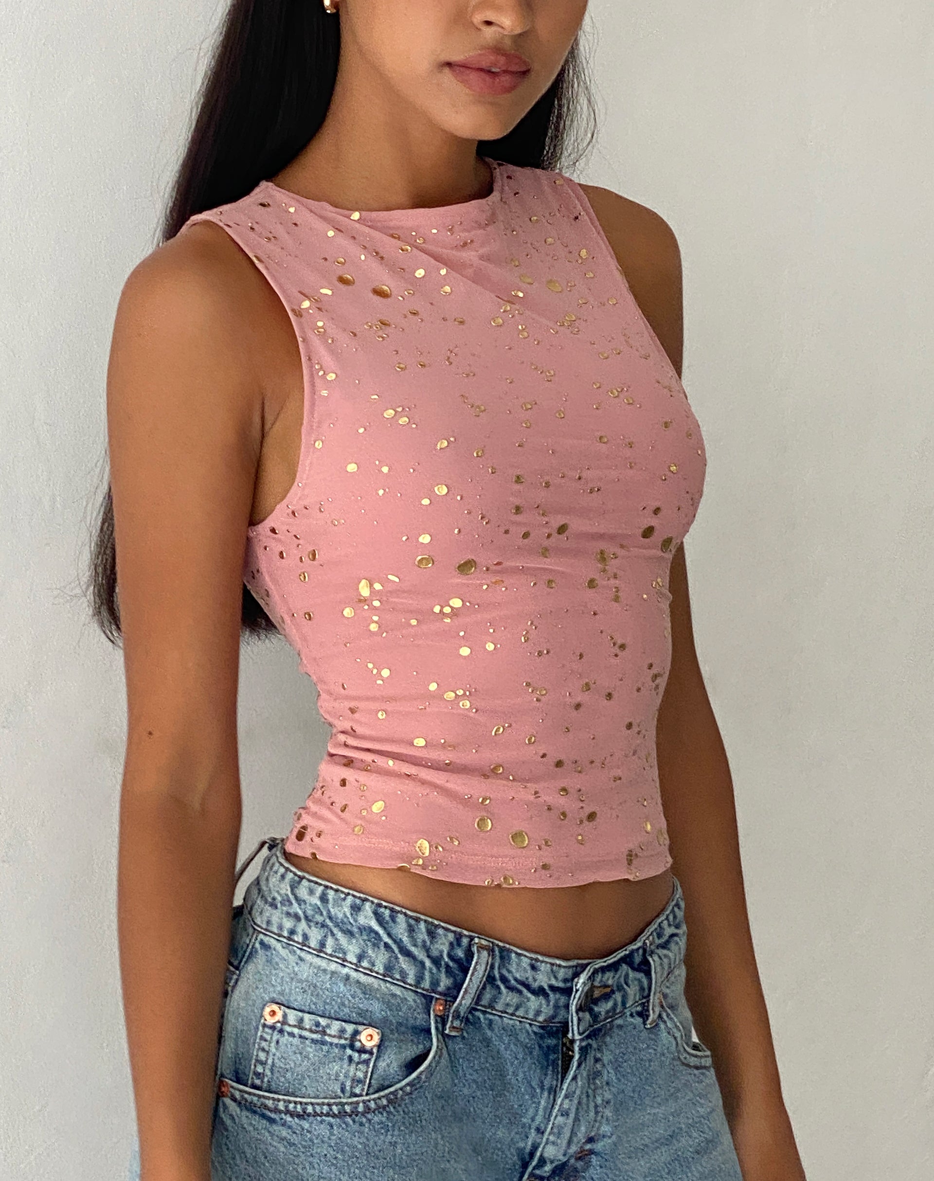 Immagine di Hala Gilet Top in rosa con lamina d'oro rosa