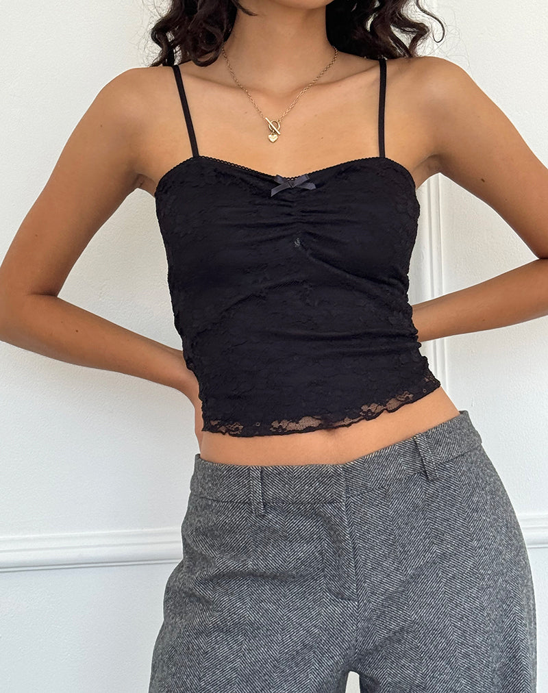 Immagine di Hali Lace Cami Top in pizzo nero orchidea