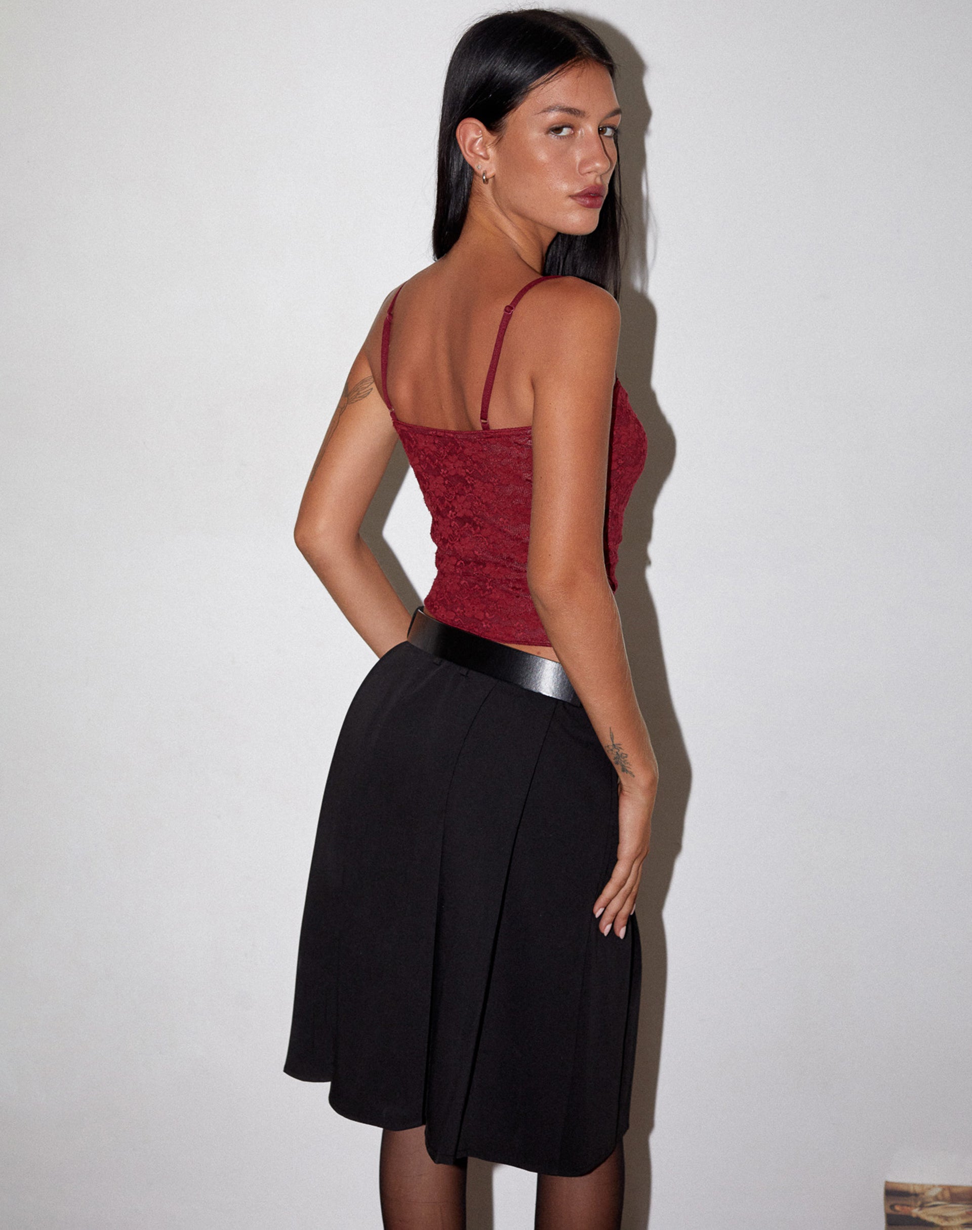 Immagine di Hali Cami Top in pizzo marrone