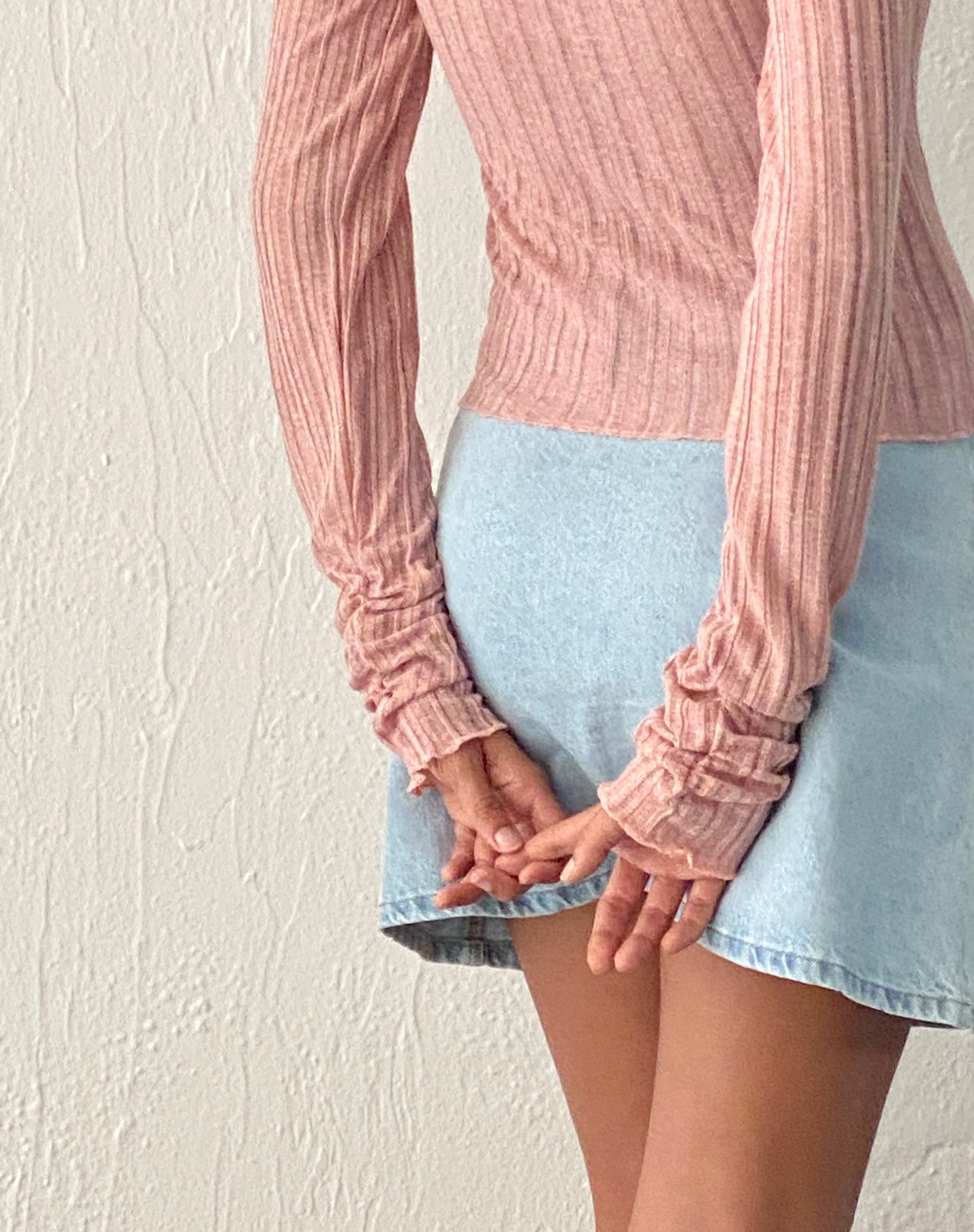 immagine di Halsey Top in maglia a maniche extra lunghe in rosa