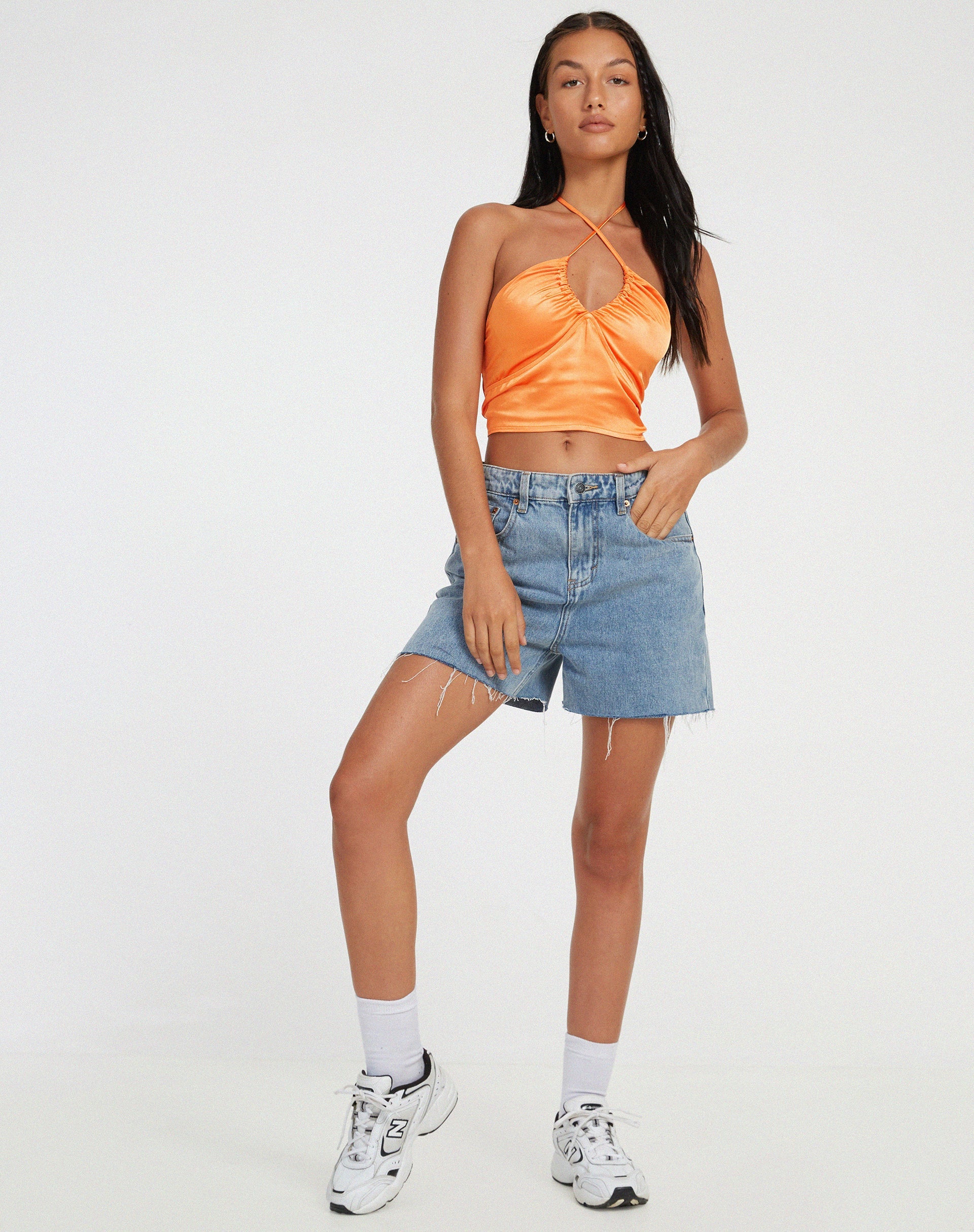 immagine di Haltri Crop Top in Satin Orange