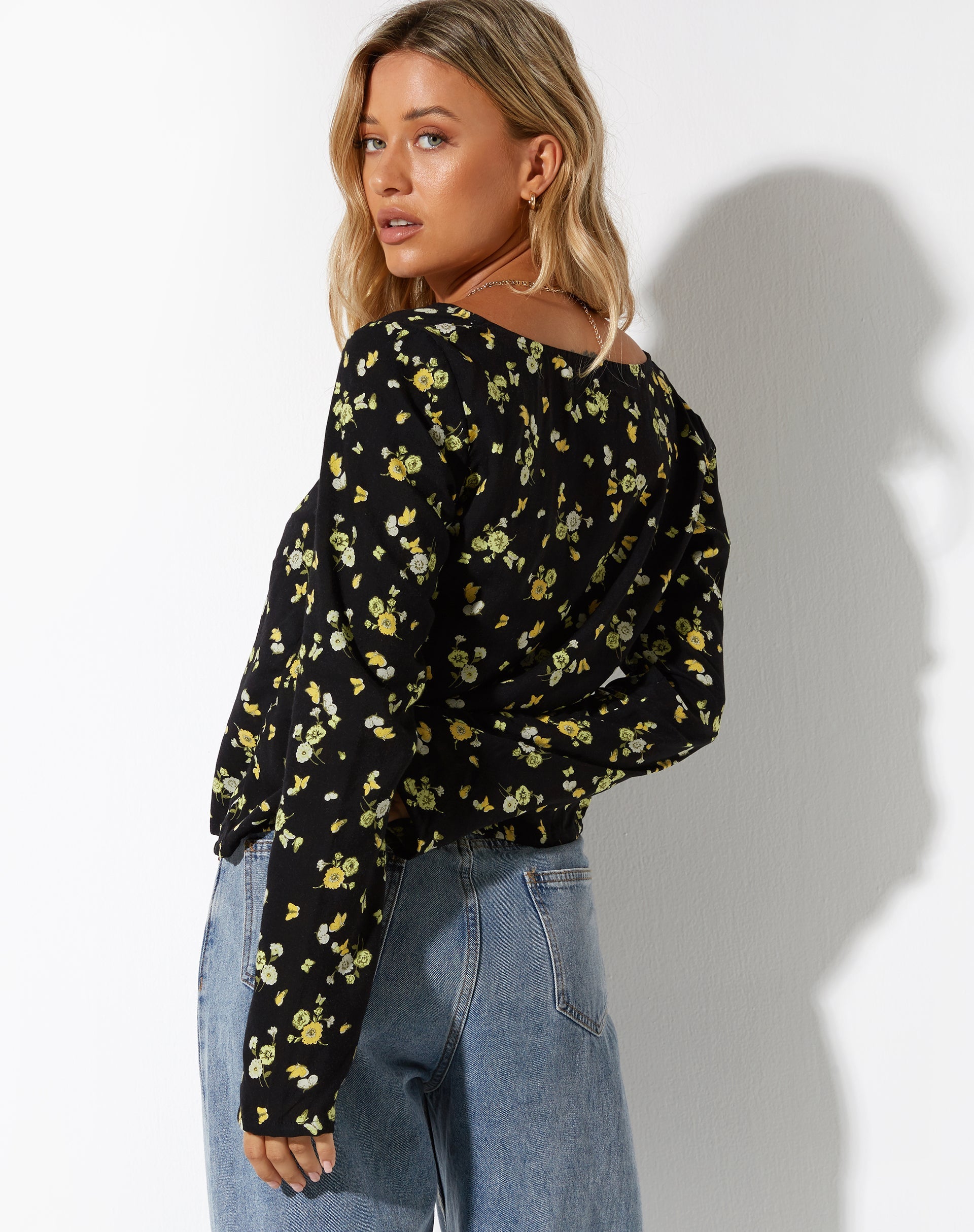 immagine di Hanno Cardi in nero limone e lime