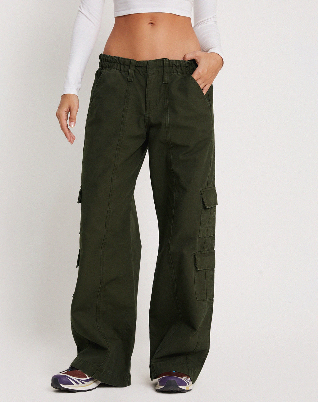 Pantaloni Hansa Cargo in oliva scura